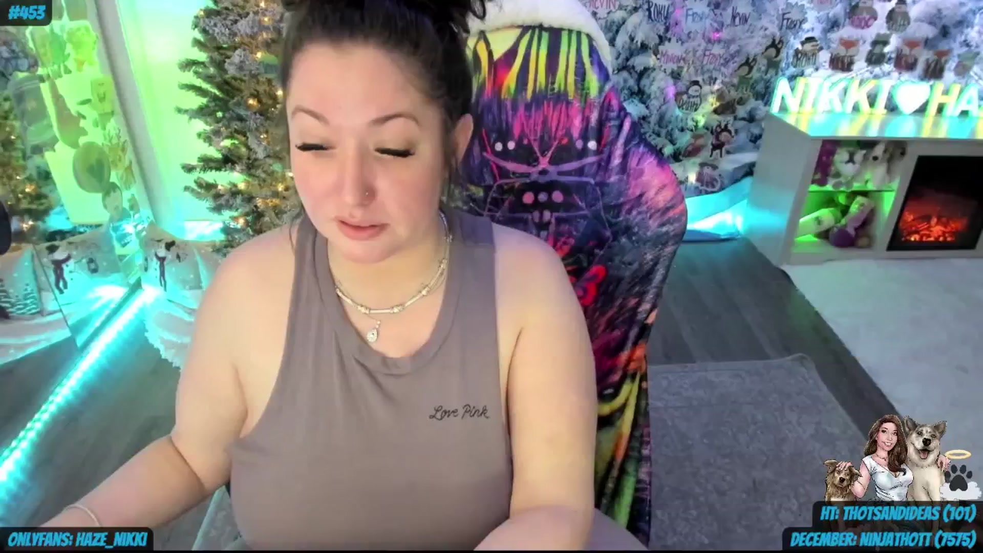 Gallery image thumbnail from MyFreeThott's myfreecams stream on, 12/31/2024, 18:19 image 1 of 20