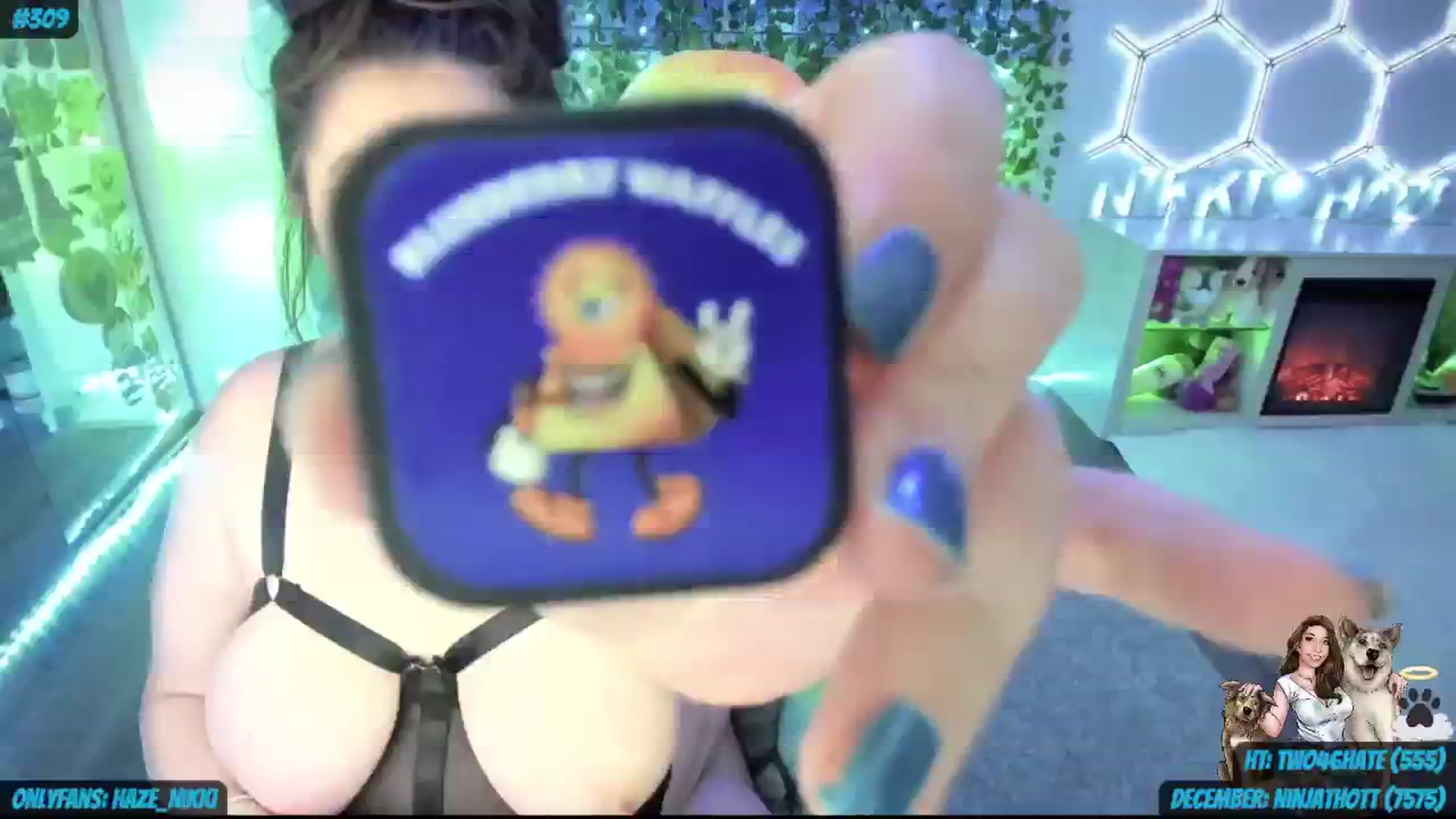 Gallery image thumbnail from MyFreeThott's myfreecams stream on, 01/02/2025, 11:09 image 16 of 20