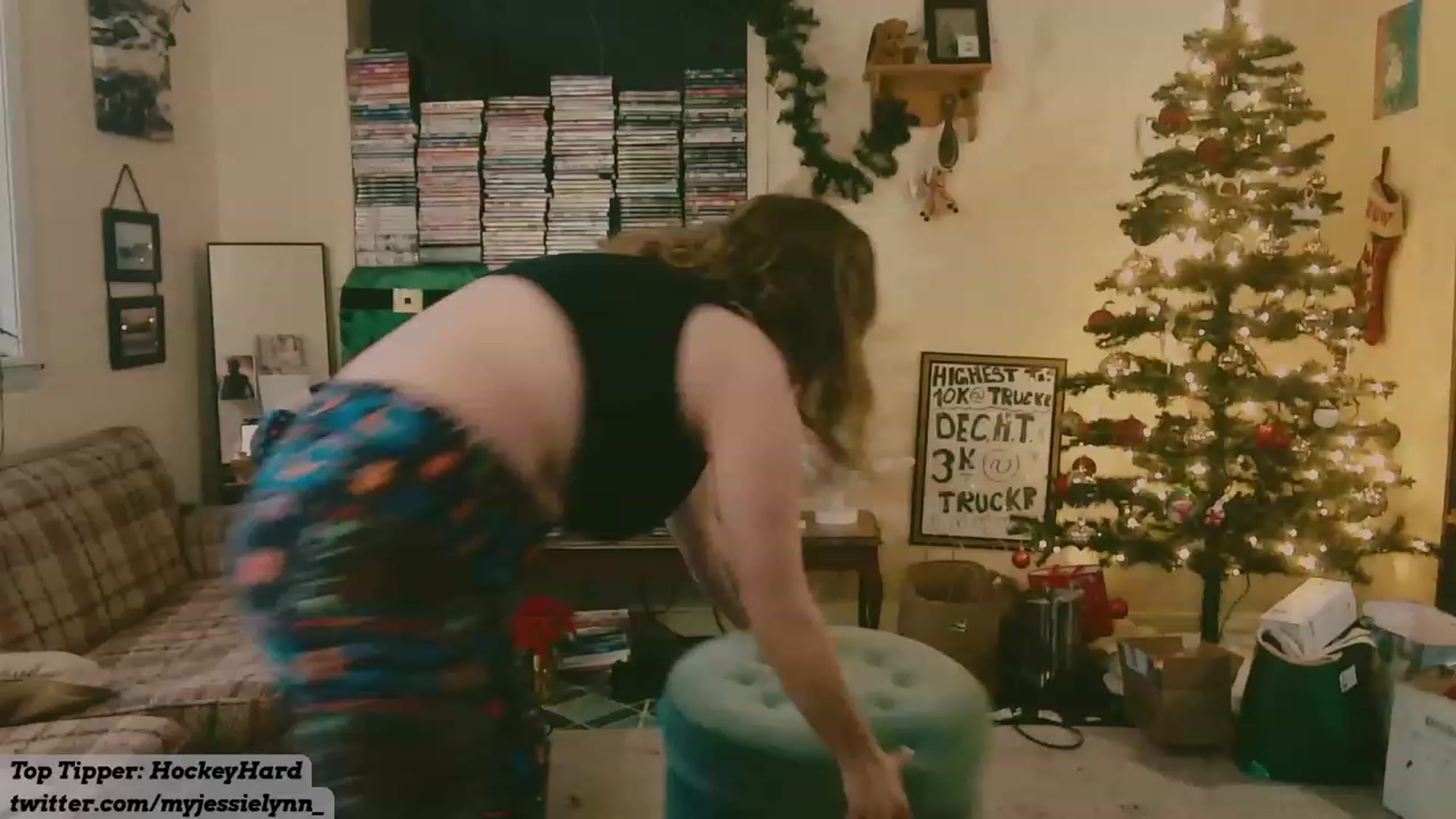 Gallery image thumbnail from MyJessieLynn's myfreecams stream on, 01/01/2023, 21:46 image 2 of 20