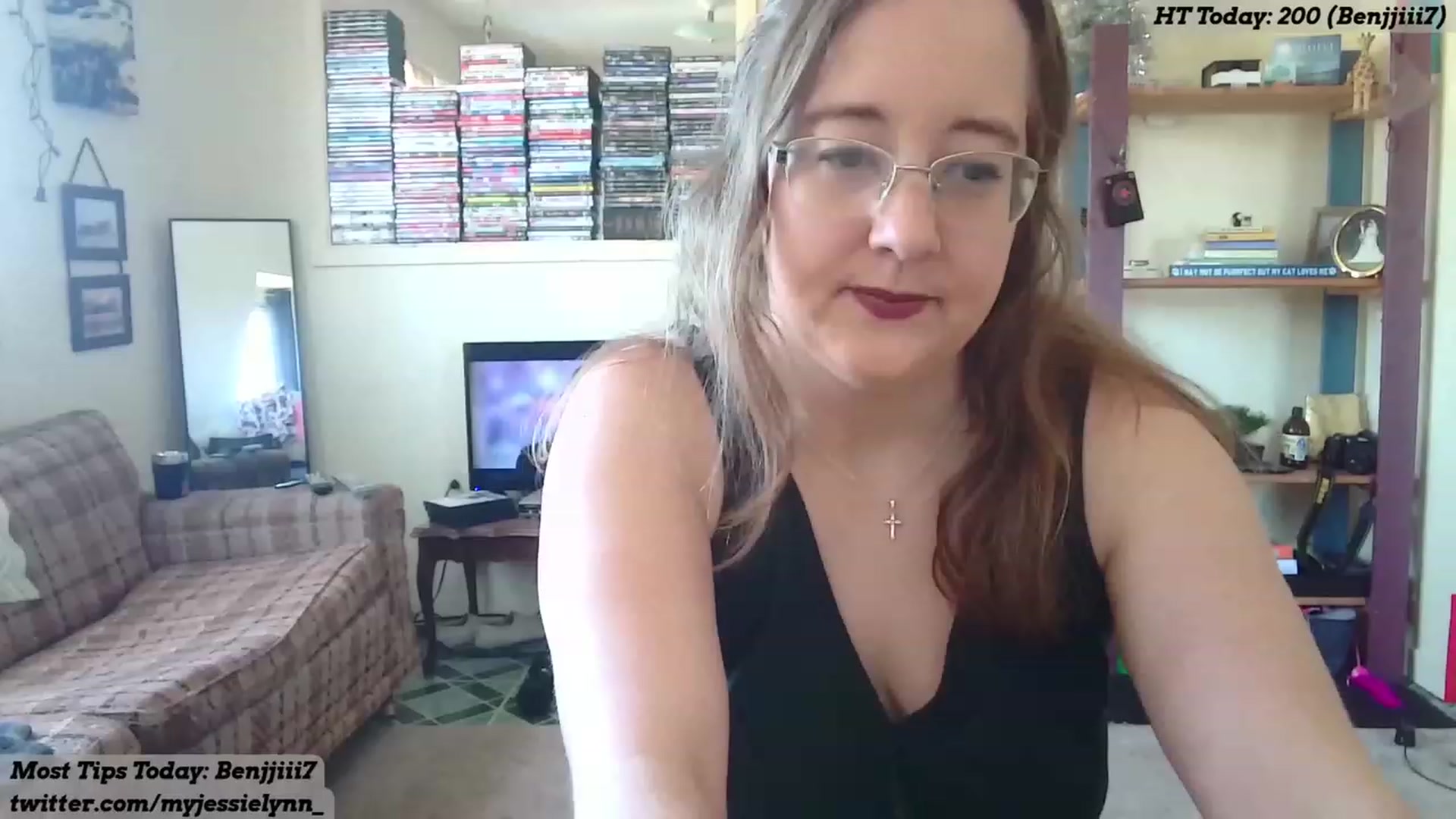 Gallery image thumbnail from MyJessieLynn's myfreecams stream on, 03/01/2023, 15:56 image 9 of 20