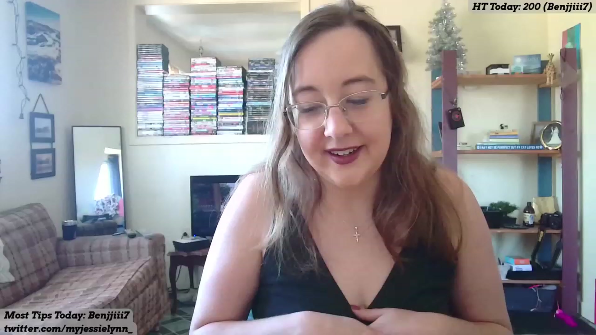 Gallery image thumbnail from MyJessieLynn's myfreecams stream on, 03/01/2023, 15:56 image 5 of 20