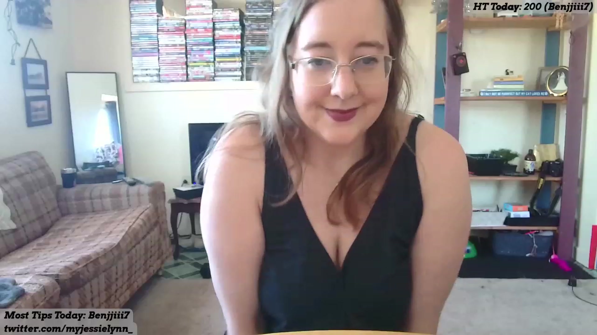 Gallery image thumbnail from MyJessieLynn's myfreecams stream on, 03/01/2023, 15:56 image 18 of 20