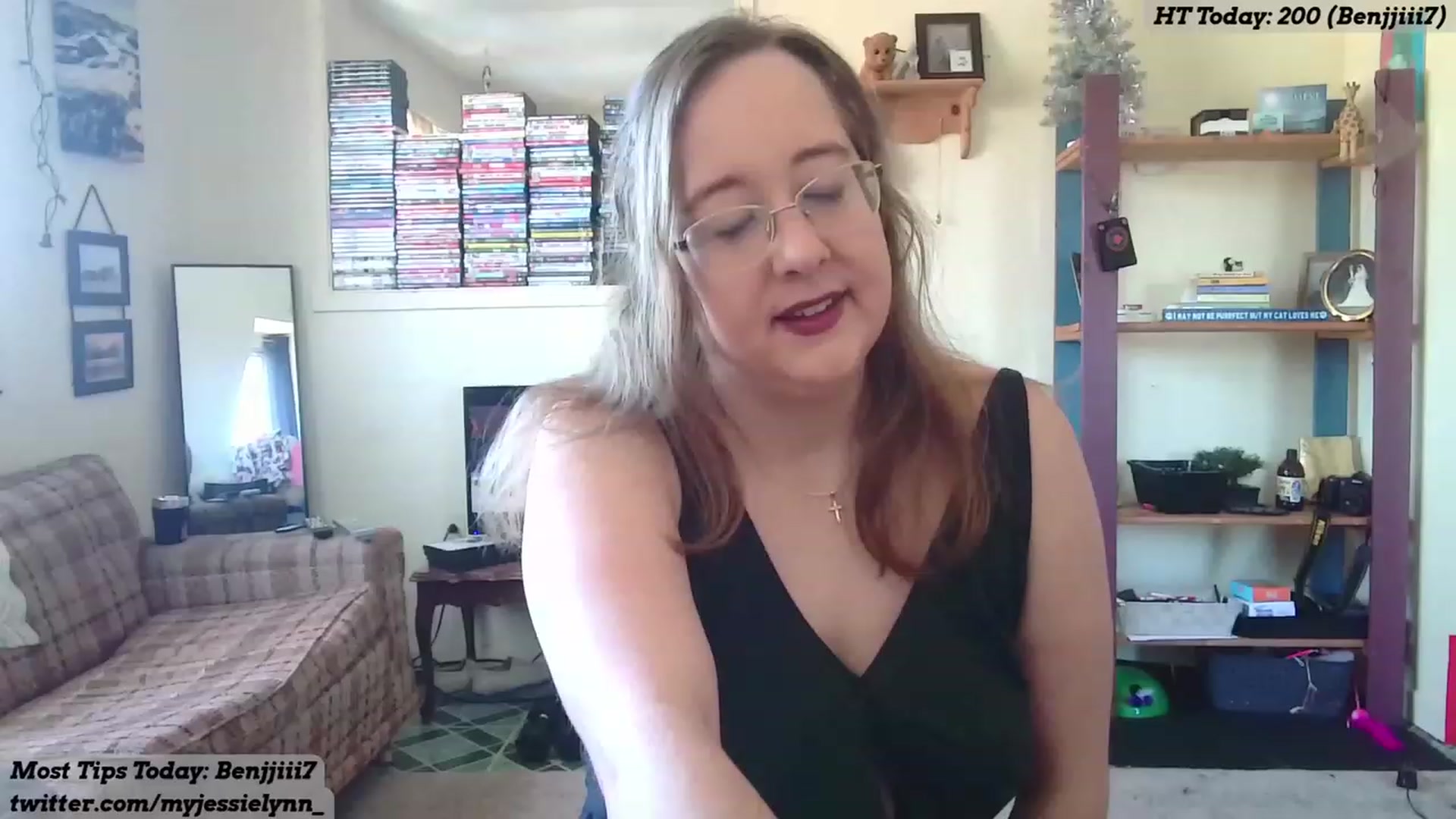 Gallery image thumbnail from MyJessieLynn's myfreecams stream on, 03/01/2023, 15:56 image 6 of 20