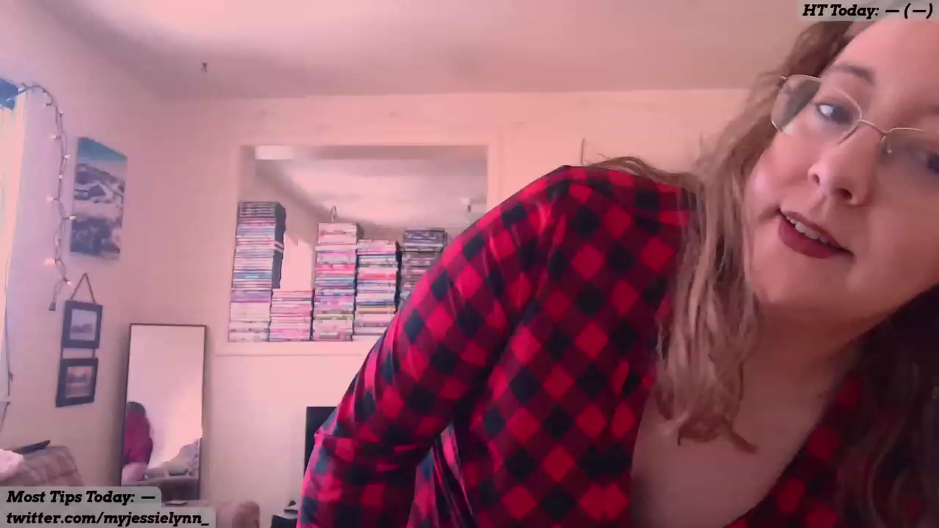 Gallery image thumbnail from MyJessieLynn's myfreecams stream on, 03/03/2023, 19:26 image 9 of 20