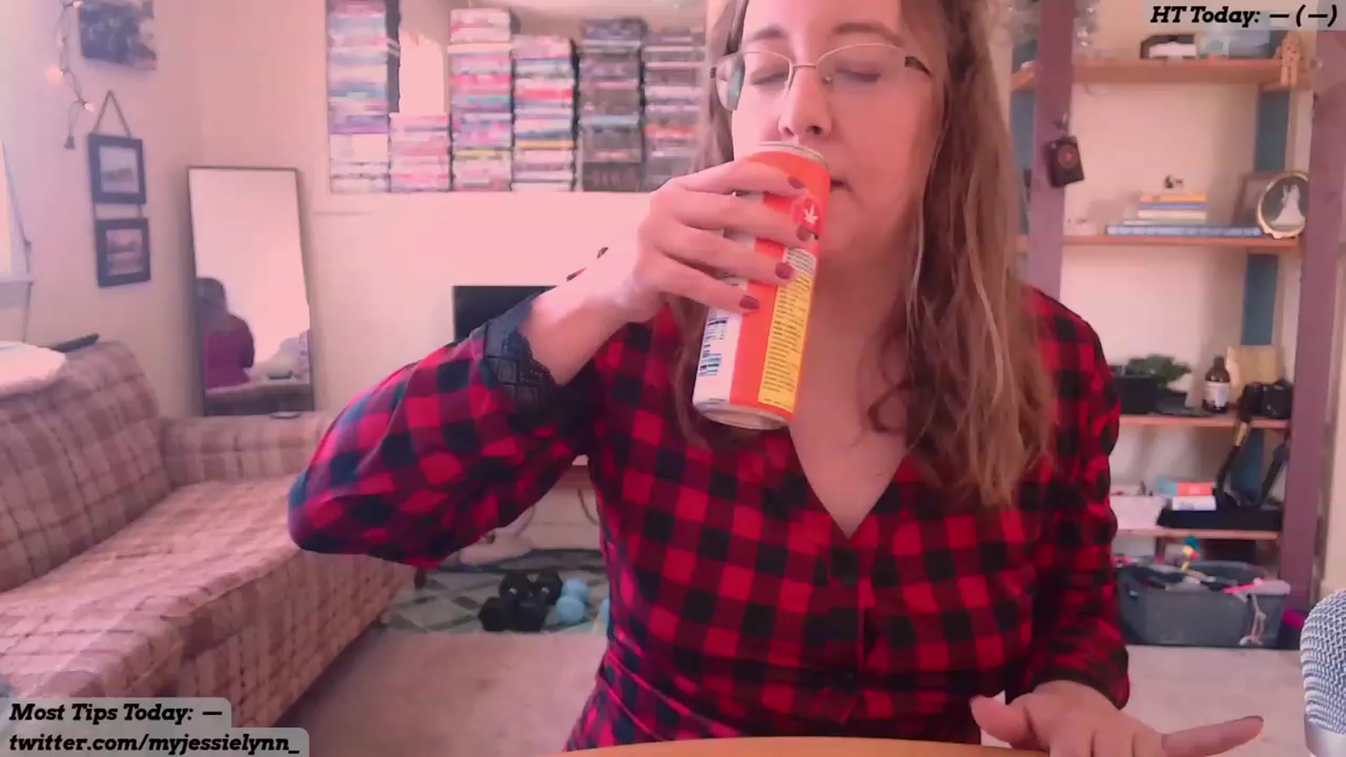 Gallery image thumbnail from MyJessieLynn's myfreecams stream on, 03/03/2023, 19:26 image 7 of 20
