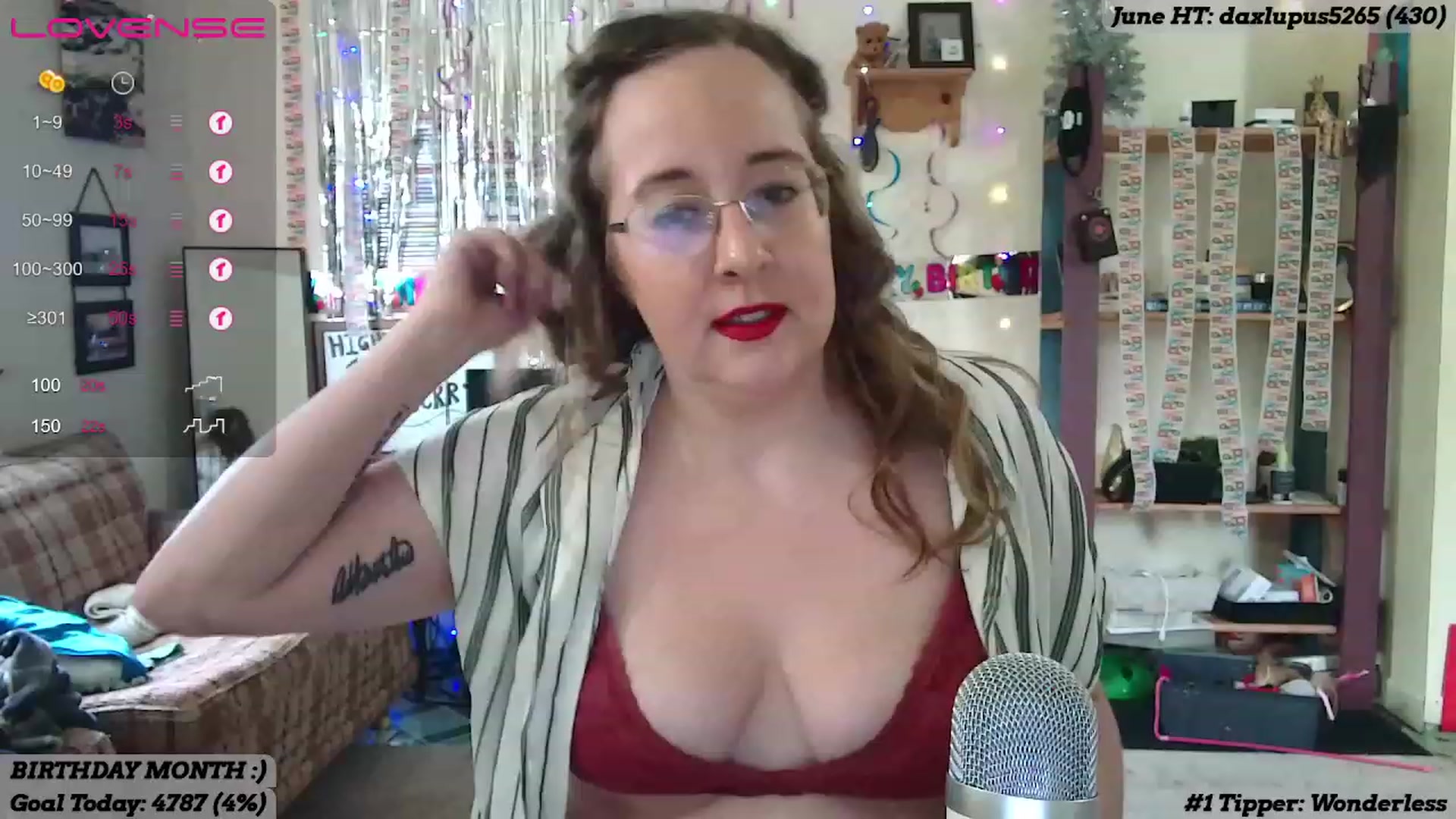 Gallery image thumbnail from MyJessieLynn's myfreecams stream on, 06/06/2023, 22:58 image 19 of 20