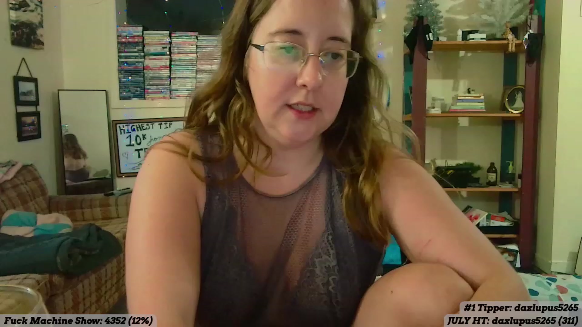 Gallery image thumbnail from MyJessieLynn's myfreecams stream on, 07/06/2023, 24:36 image 16 of 20