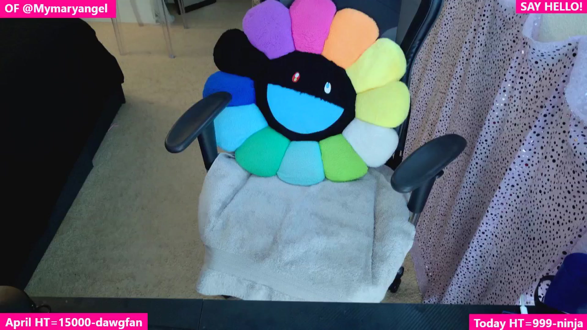 Gallery image thumbnail from MyMaryAngel's myfreecams stream on, 04/16/2025, 24:49 image 14 of 20