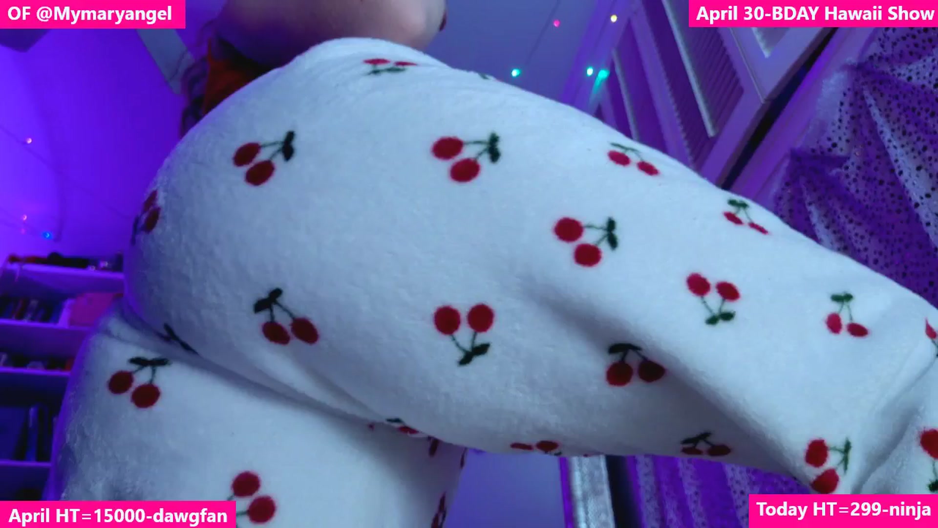 Gallery image thumbnail from MyMaryAngel's myfreecams stream on, 04/26/2025, 08:50 image 8 of 20
