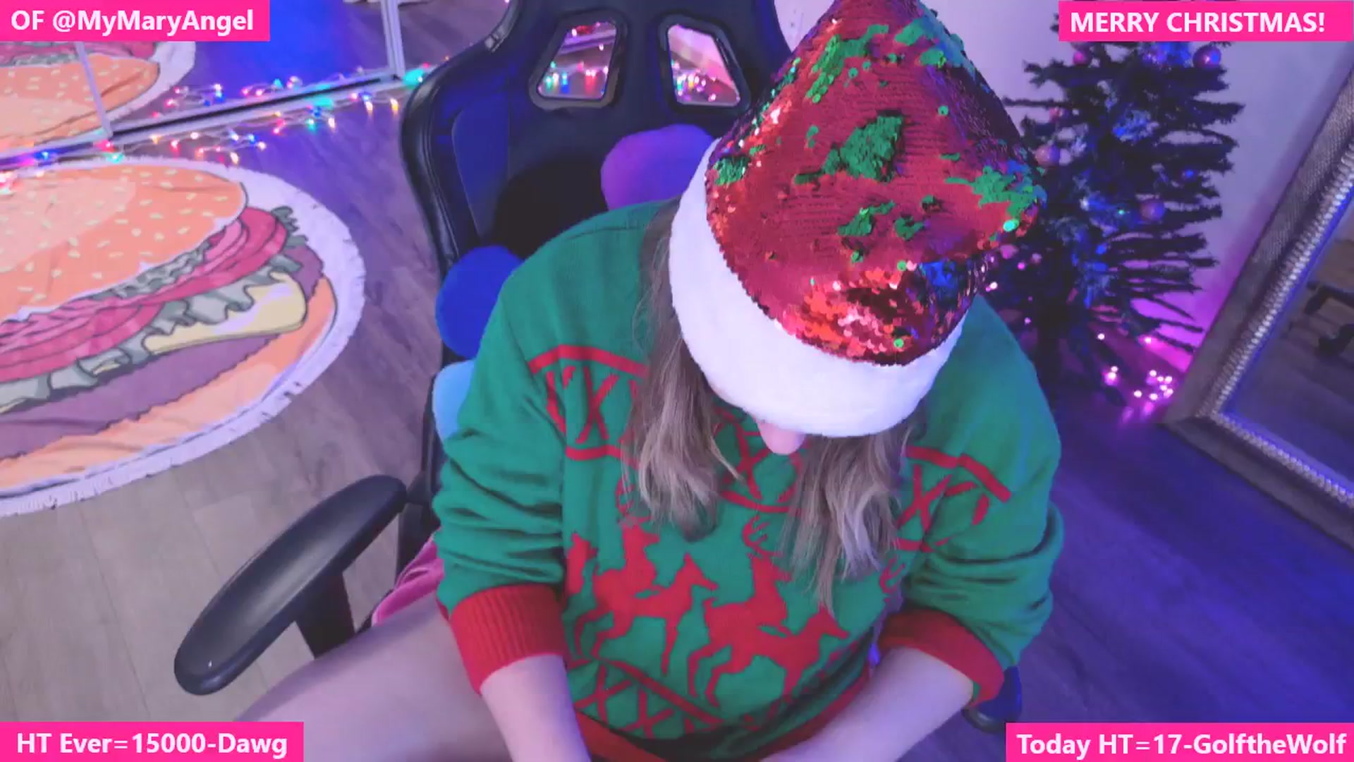 Gallery image thumbnail from MyMaryAngel's myfreecams stream on, 12/25/2025, 11:25 image 17 of 20