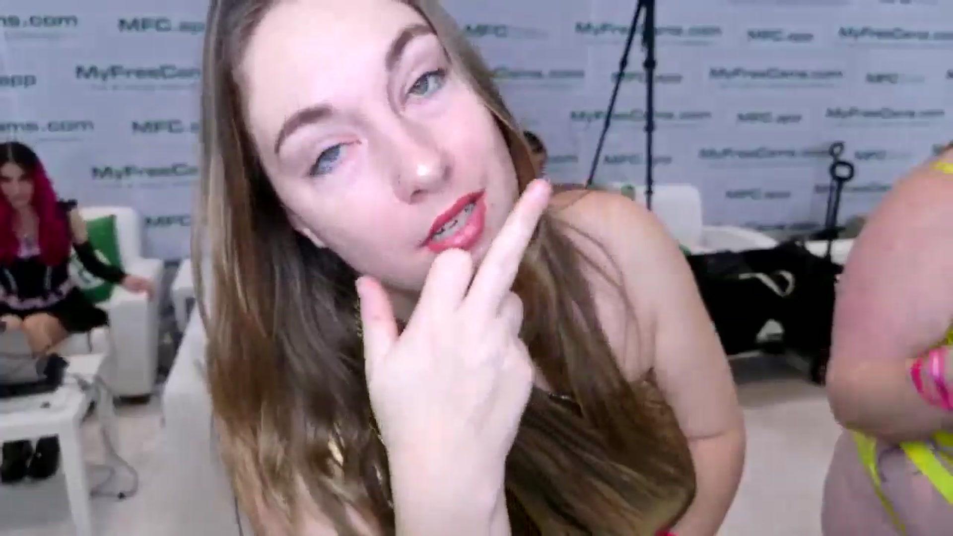 Gallery image thumbnail from MyMaryAngel's myfreecams stream on, 01/23/2026, 02:13 image 19 of 20