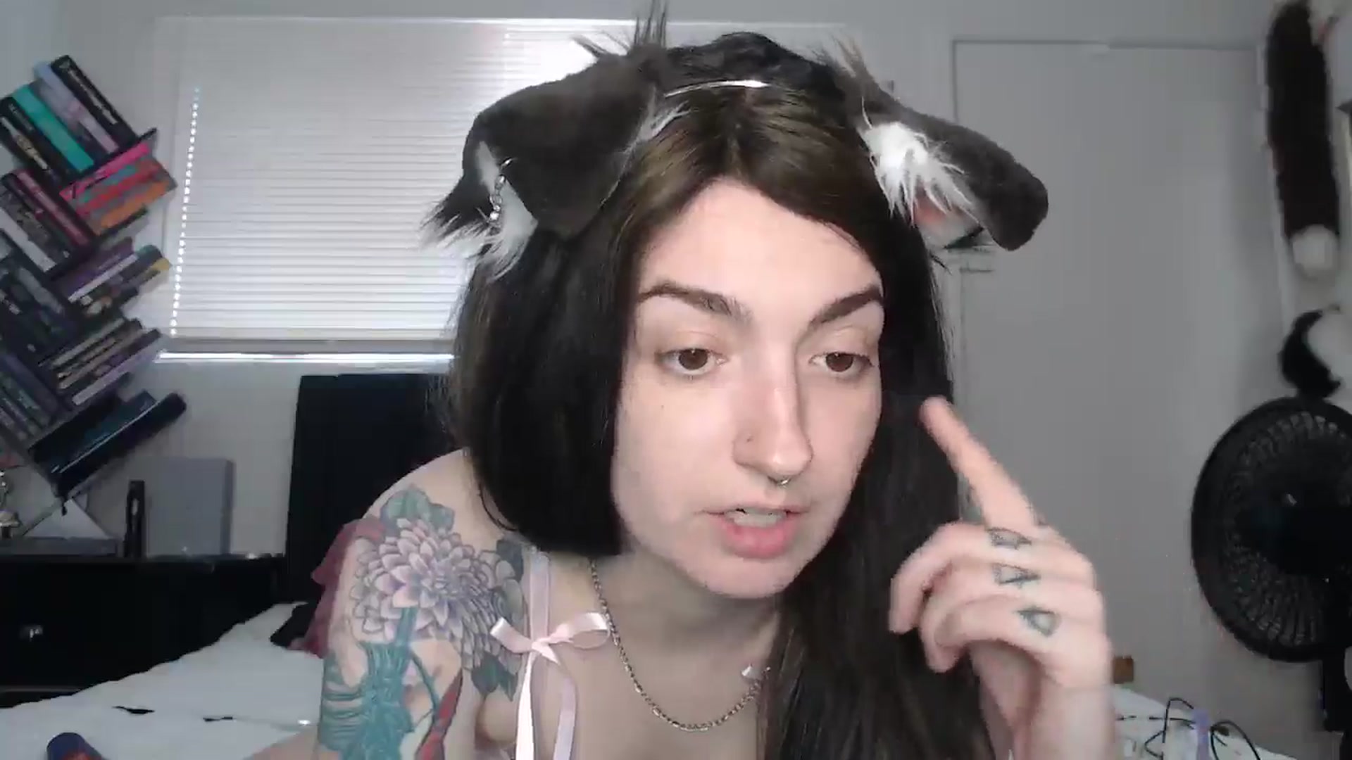 Gallery image thumbnail from MyMazikeen's myfreecams stream on, 05/28/2025, 01:19 image 7 of 20