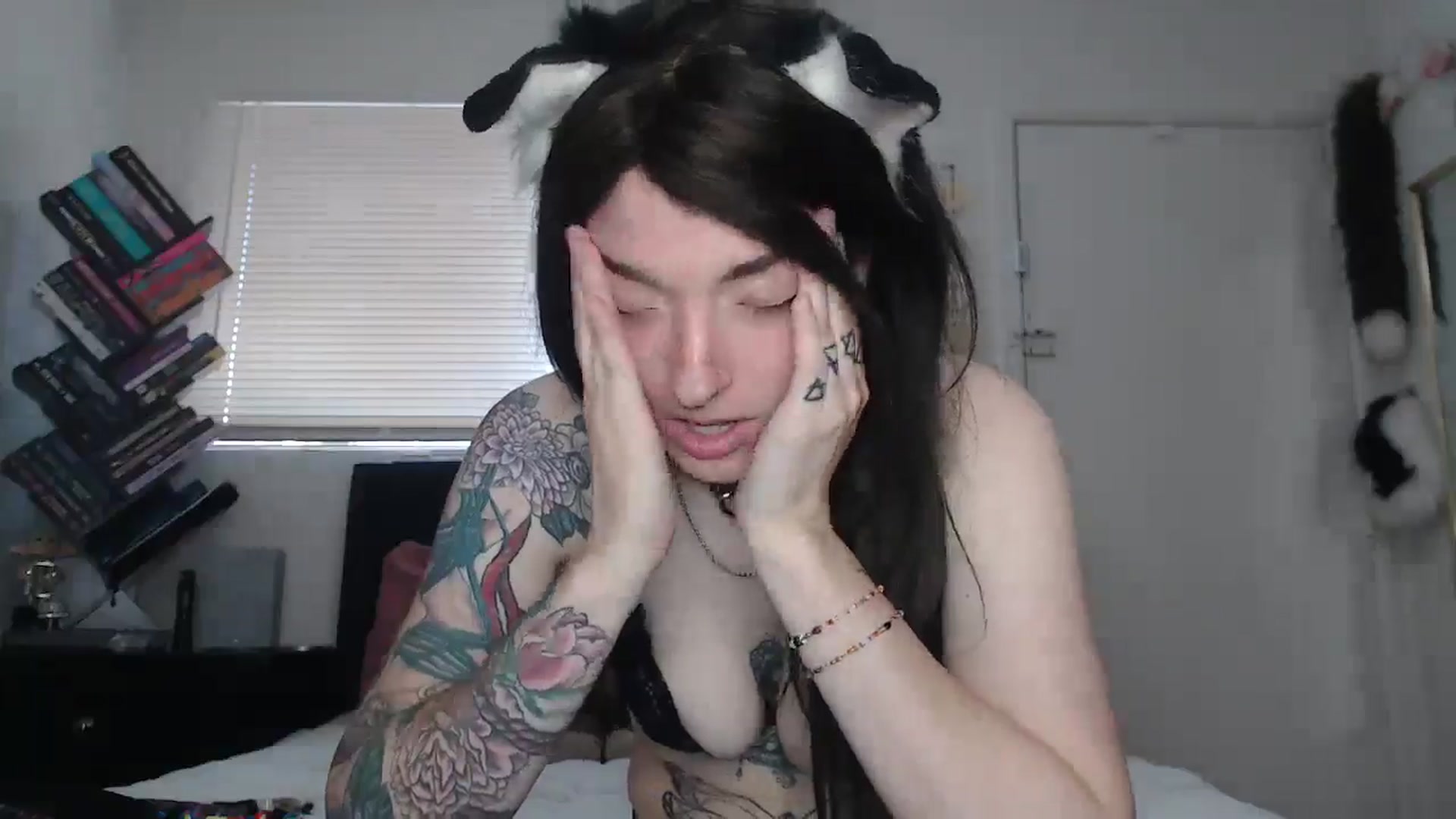 Gallery image thumbnail from MyMazikeen's myfreecams stream on, 05/28/2025, 19:45 image 15 of 20