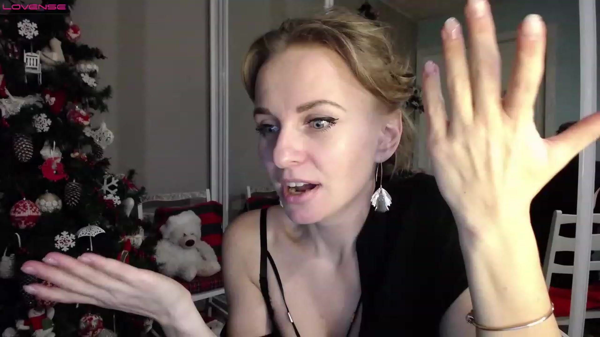 Gallery image thumbnail from MyPlayfullady's myfreecams stream on, 12/11/2022, 15:18 image 5 of 20