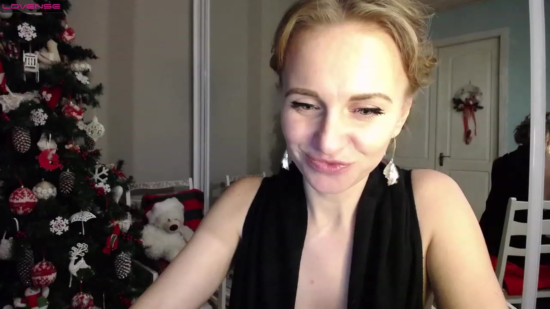 Gallery image thumbnail from MyPlayfullady's myfreecams stream on, 12/11/2022, 15:18 image 9 of 20