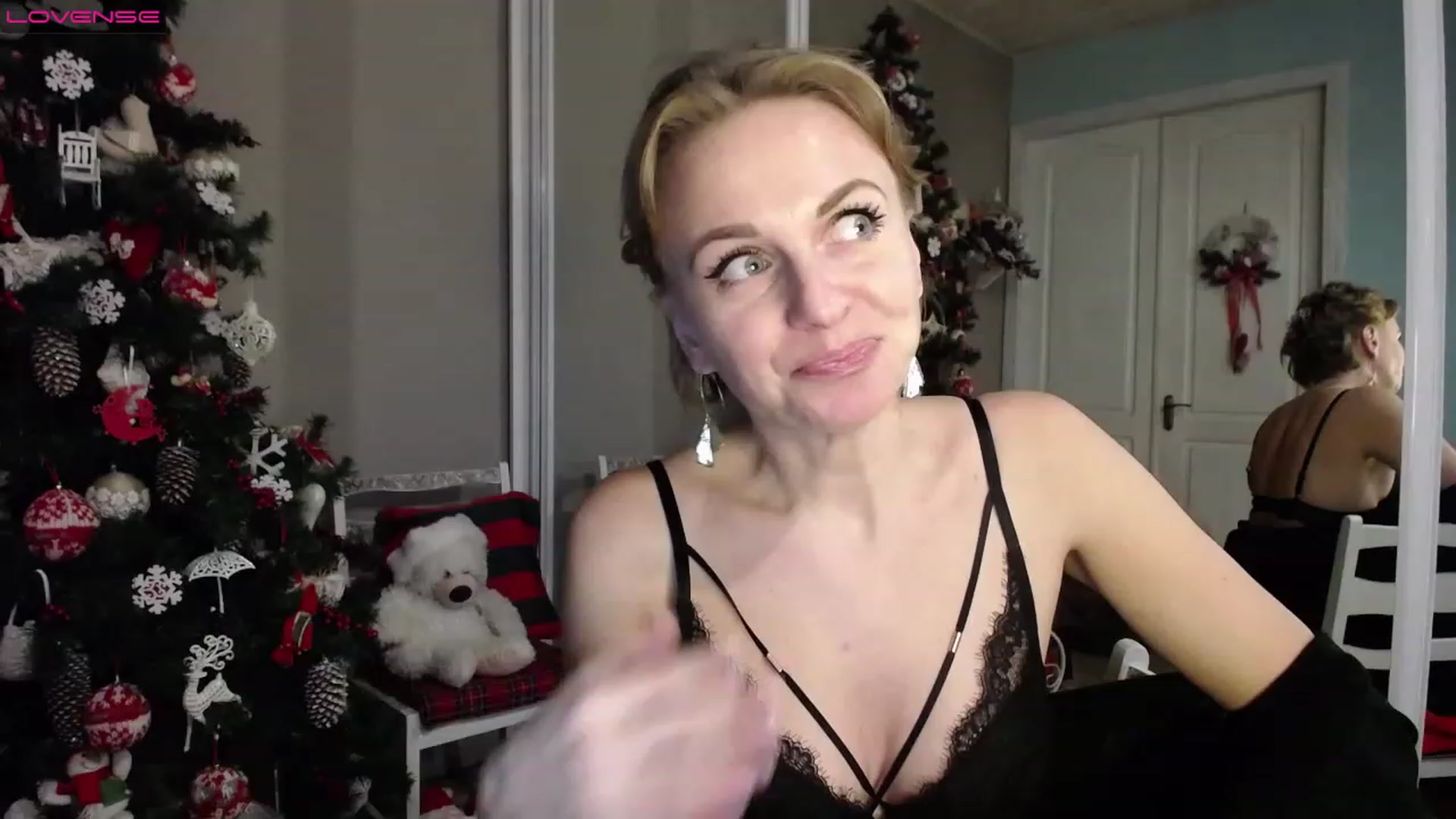 Gallery image thumbnail from MyPlayfullady's myfreecams stream on, 12/11/2022, 15:18 image 3 of 20