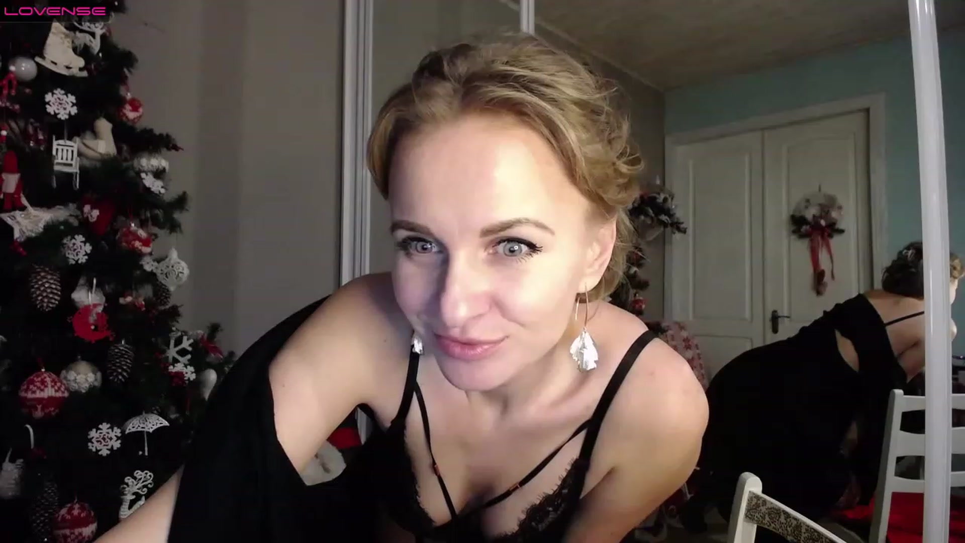 Gallery image thumbnail from MyPlayfullady's myfreecams stream on, 12/11/2022, 15:18 image 2 of 20