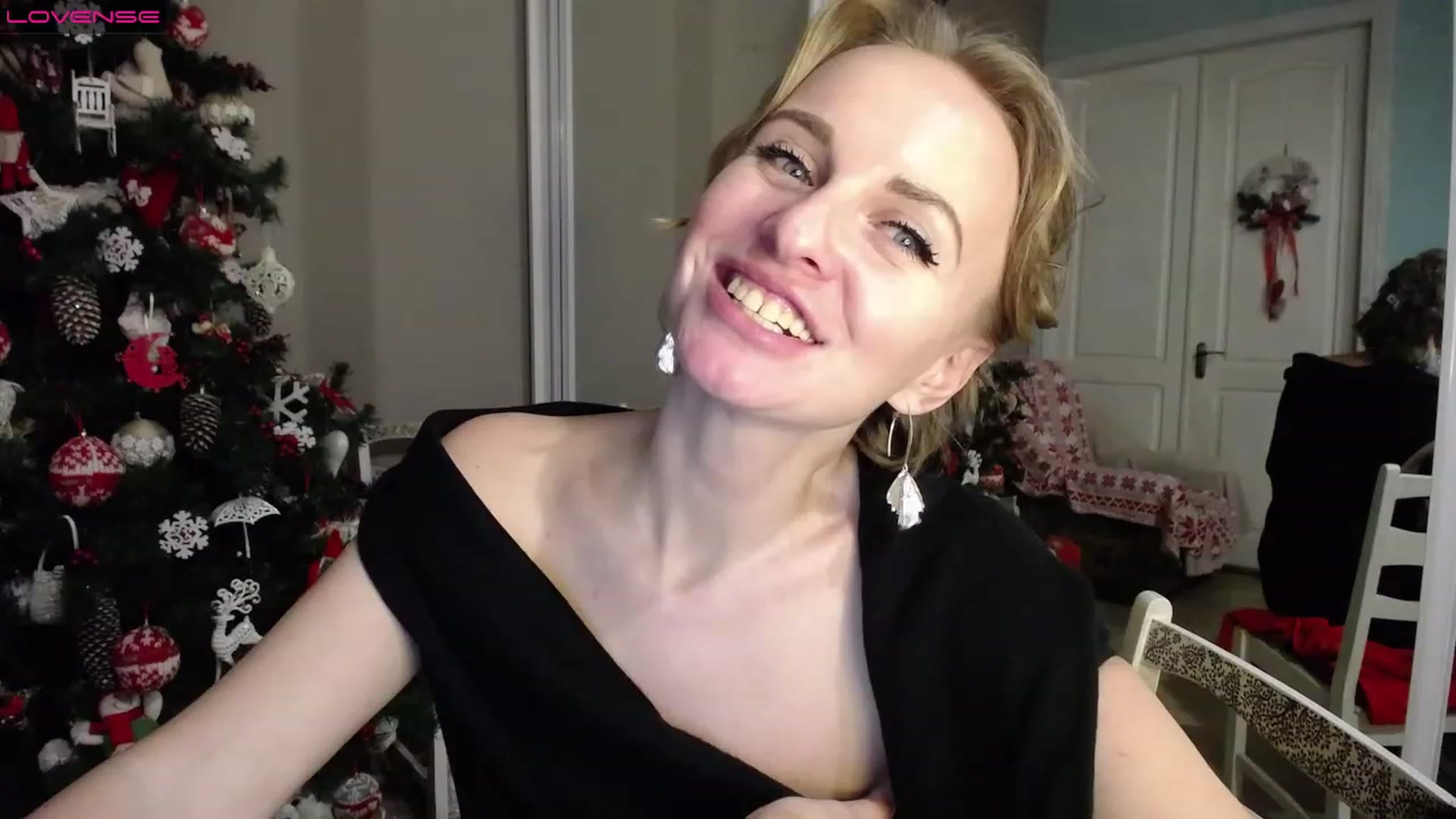 Gallery image thumbnail from MyPlayfullady's myfreecams stream on, 12/11/2022, 15:18 image 19 of 20