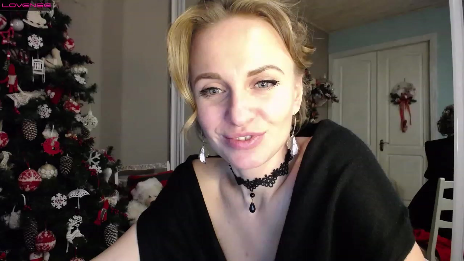 Gallery image thumbnail from MyPlayfullady's myfreecams stream on, 12/11/2022, 15:18 image 20 of 20