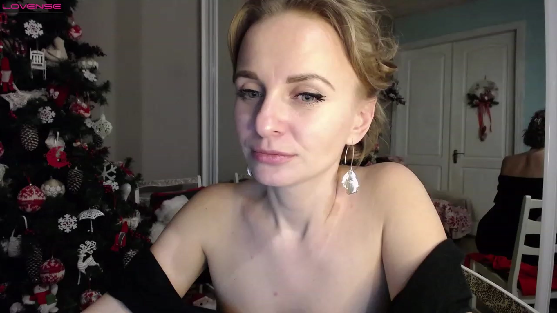 Gallery image thumbnail from MyPlayfullady's myfreecams stream on, 12/11/2022, 15:18 image 17 of 20