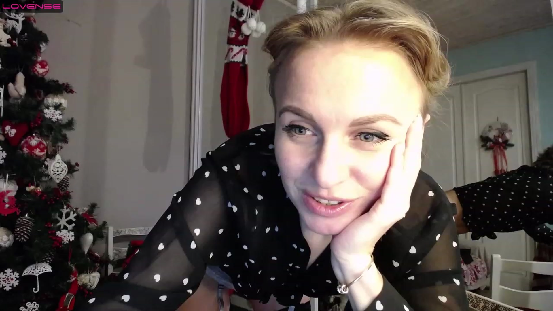 Gallery image thumbnail from MyPlayfullady's myfreecams stream on, 12/17/2022, 13:40 image 7 of 20