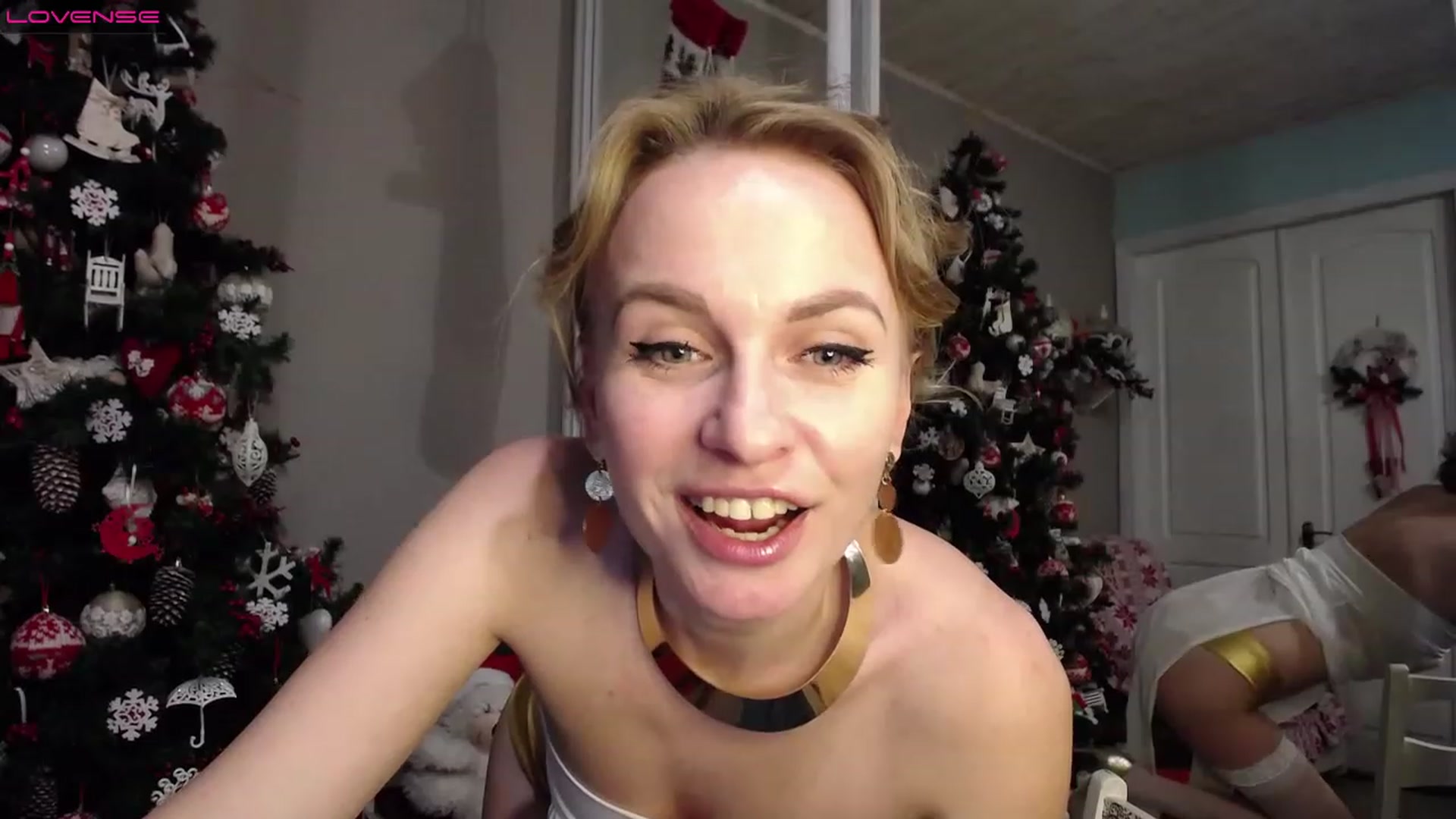 Gallery image thumbnail from MyPlayfullady's myfreecams stream on, 12/18/2022, 14:59 image 18 of 20