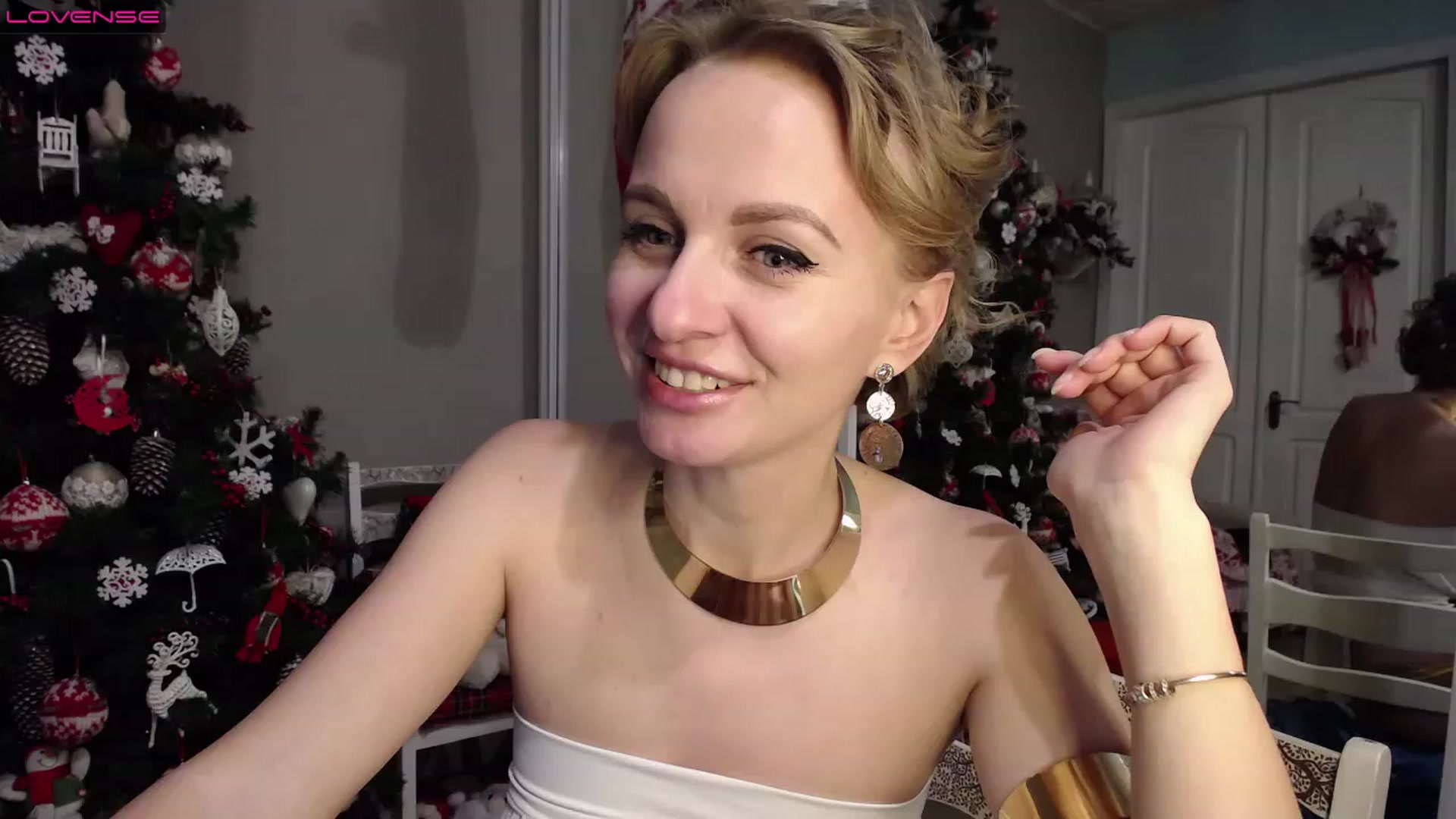 Gallery image thumbnail from MyPlayfullady's myfreecams stream on, 12/18/2022, 14:59 image 8 of 20