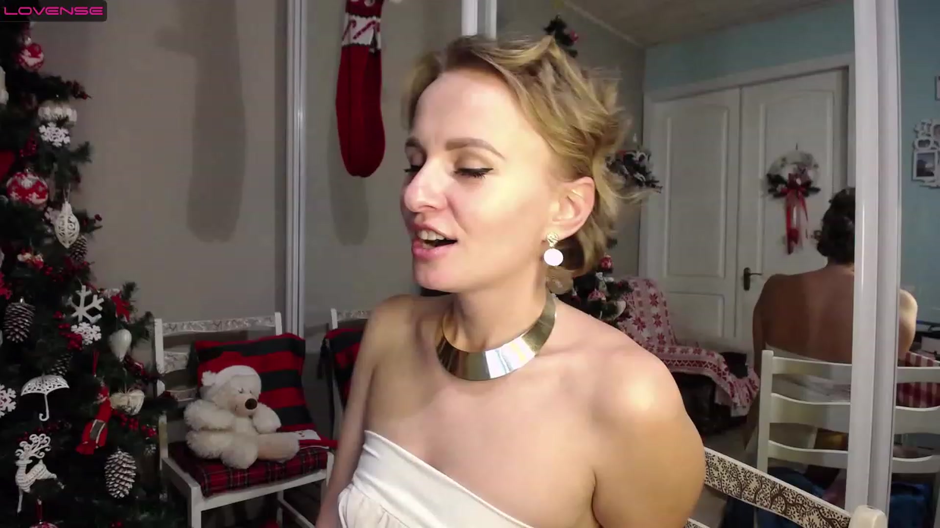 Gallery image thumbnail from MyPlayfullady's myfreecams stream on, 12/18/2022, 17:03 image 7 of 20
