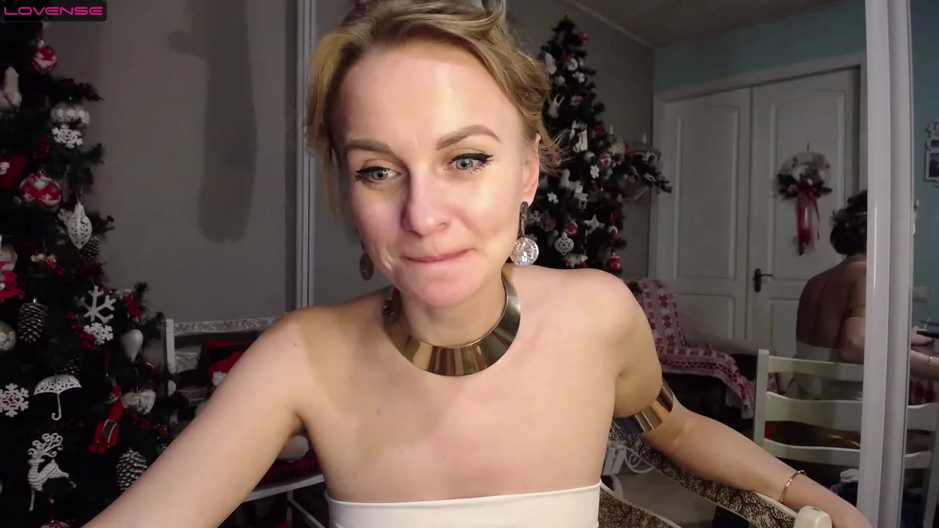 Gallery image thumbnail from MyPlayfullady's myfreecams stream on, 12/18/2022, 17:03 image 10 of 20