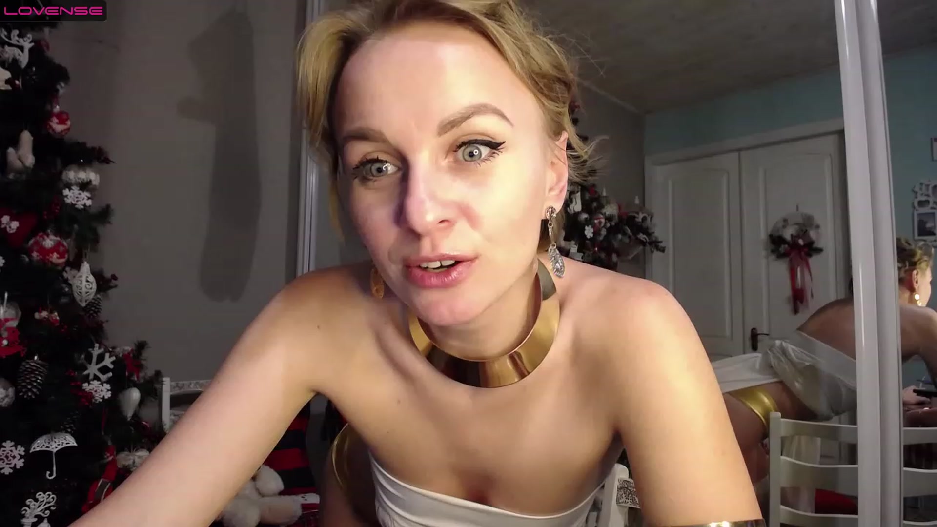 Gallery image thumbnail from MyPlayfullady's myfreecams stream on, 12/18/2022, 17:03 image 8 of 20