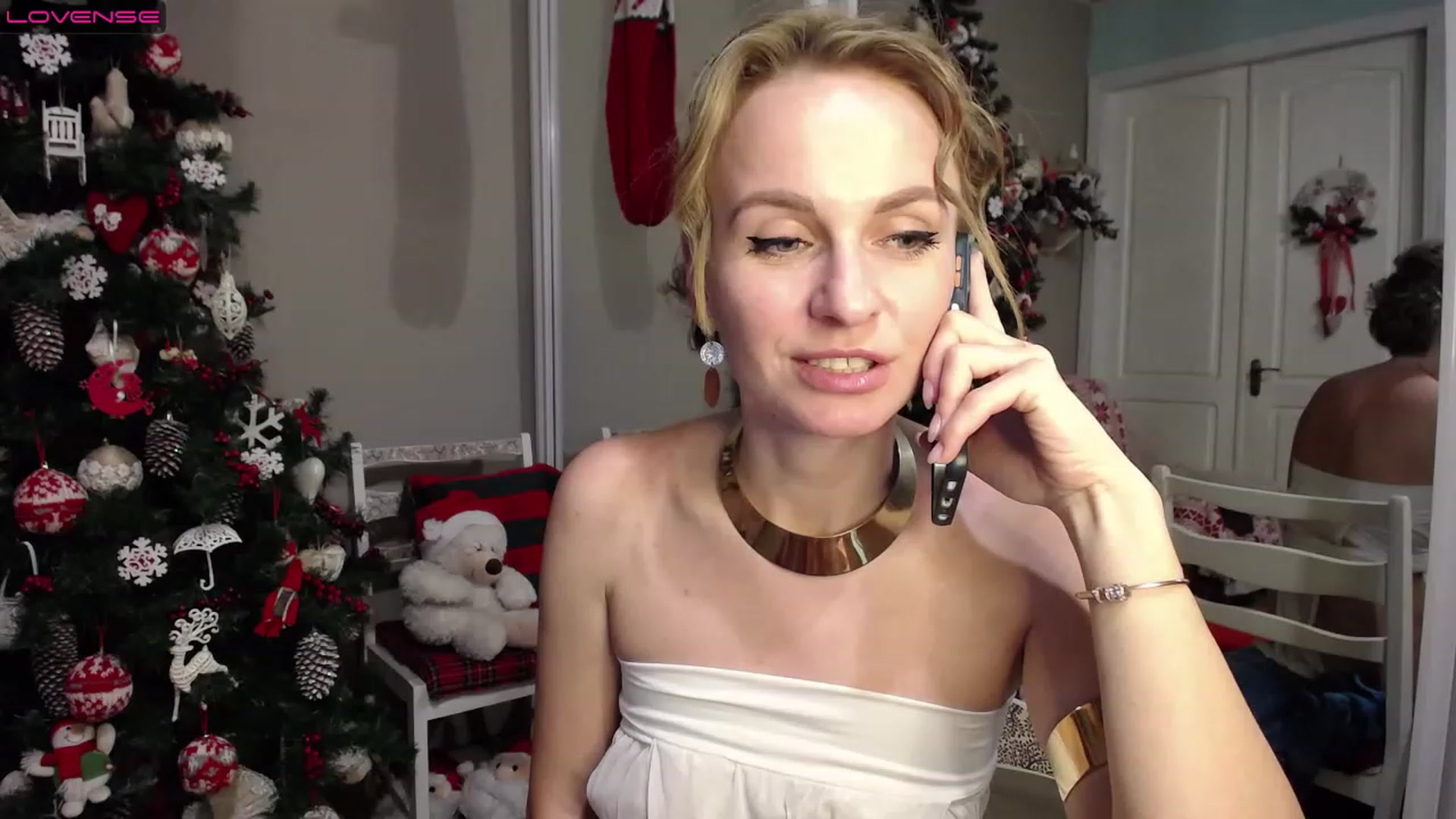 Gallery image thumbnail from MyPlayfullady's myfreecams stream on, 12/18/2022, 18:05 image 10 of 20