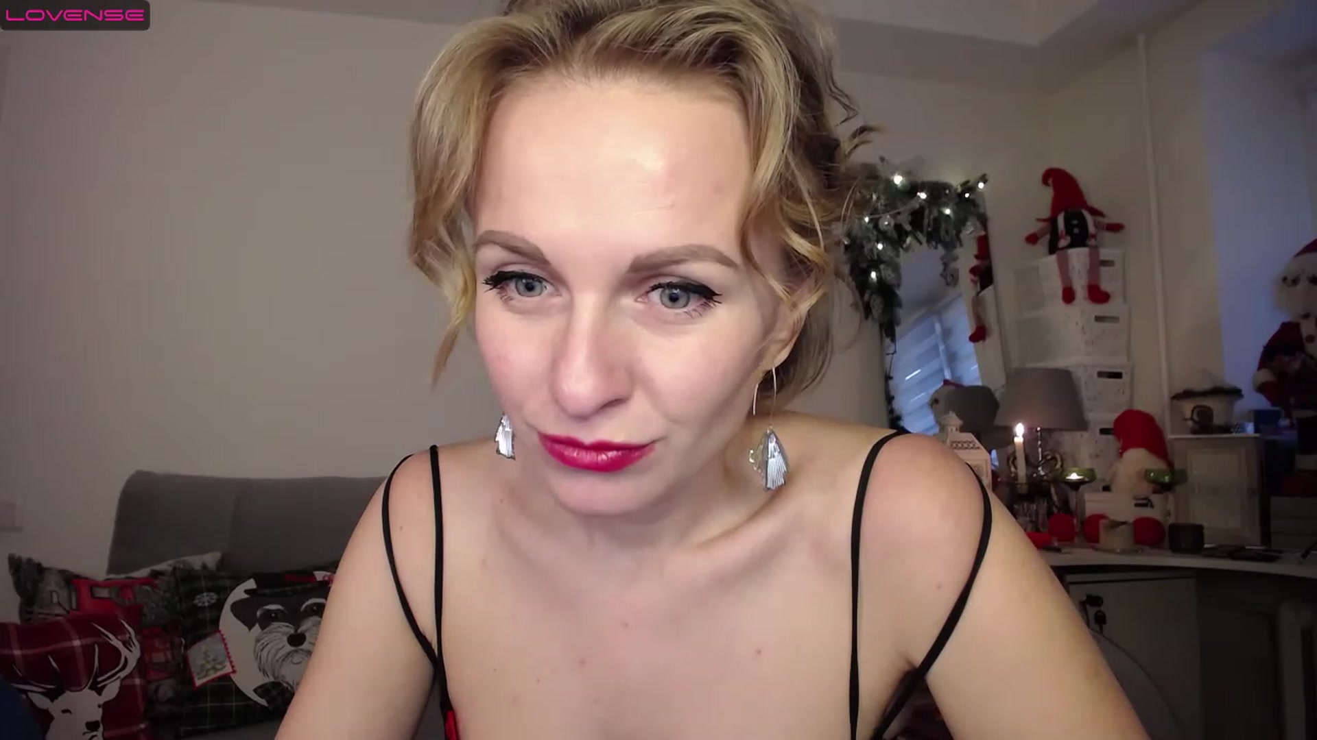 Gallery image thumbnail from MyPlayfullady's myfreecams stream on, 12/25/2022, 12:49 image 11 of 20