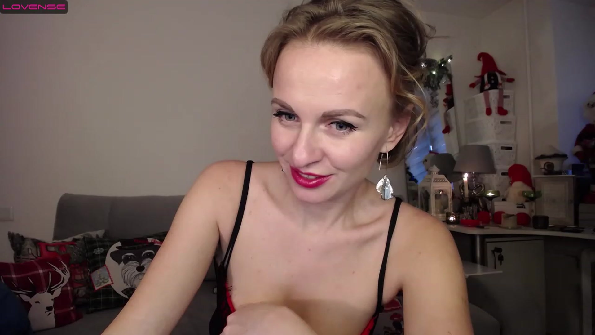 Gallery image thumbnail from MyPlayfullady's myfreecams stream on, 12/25/2022, 12:49 image 16 of 20