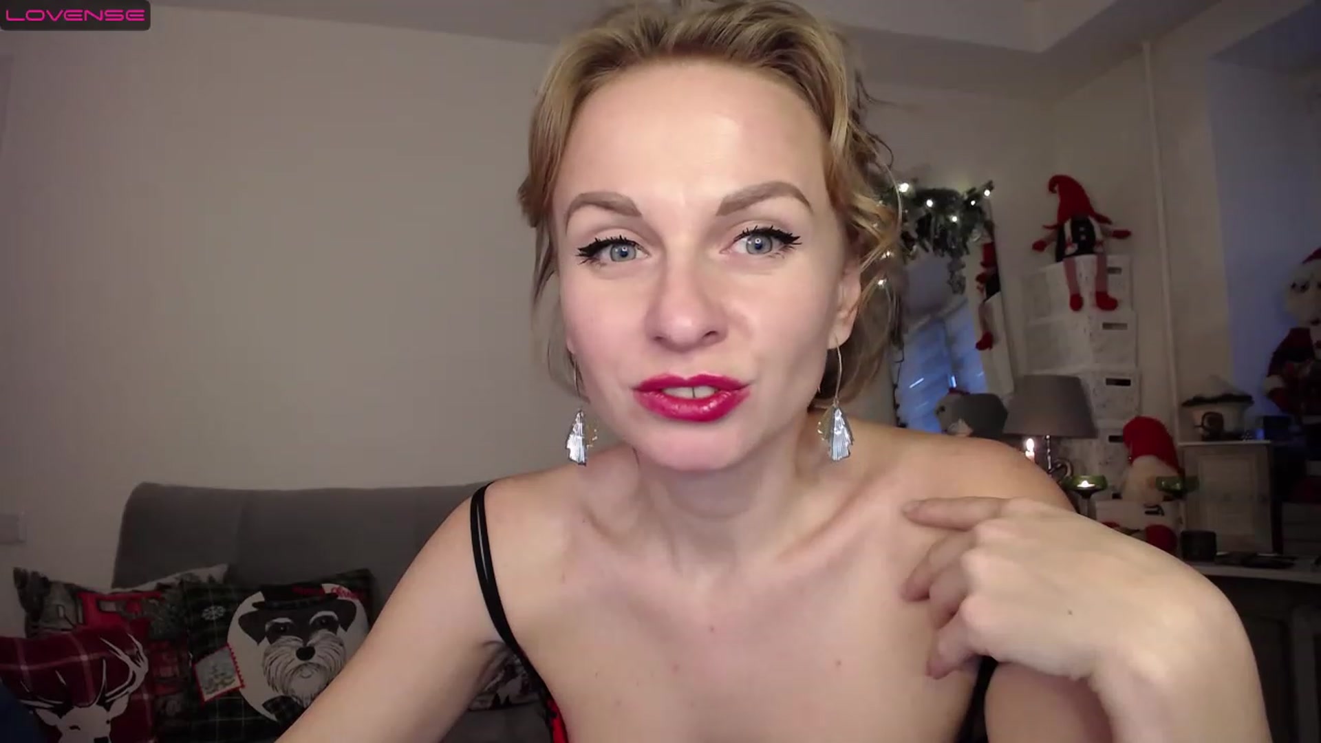 Gallery image thumbnail from MyPlayfullady's myfreecams stream on, 12/25/2022, 12:49 image 18 of 20