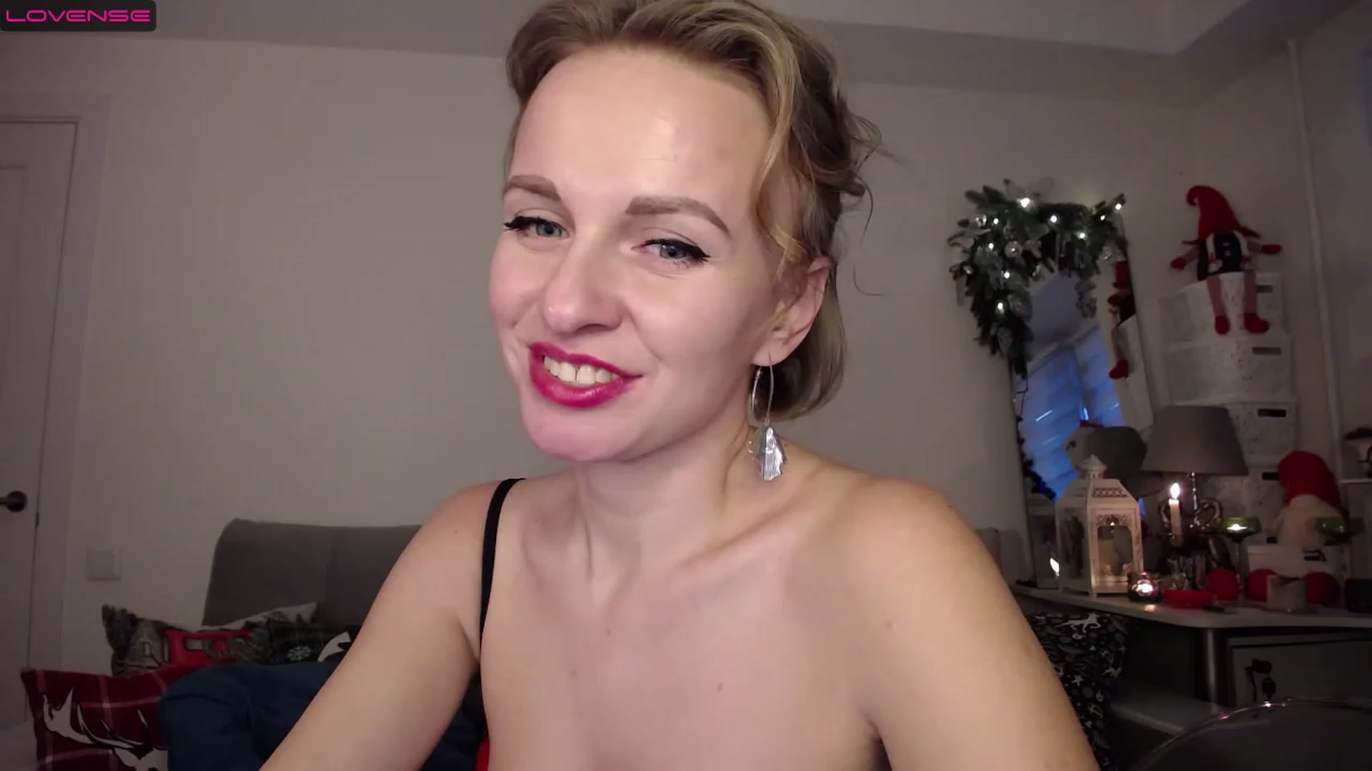 Gallery image thumbnail from MyPlayfullady's myfreecams stream on, 12/25/2022, 13:36 image 6 of 20