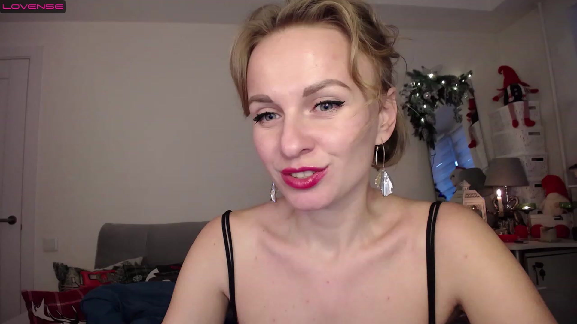 Gallery image thumbnail from MyPlayfullady's myfreecams stream on, 12/25/2022, 13:36 image 1 of 20