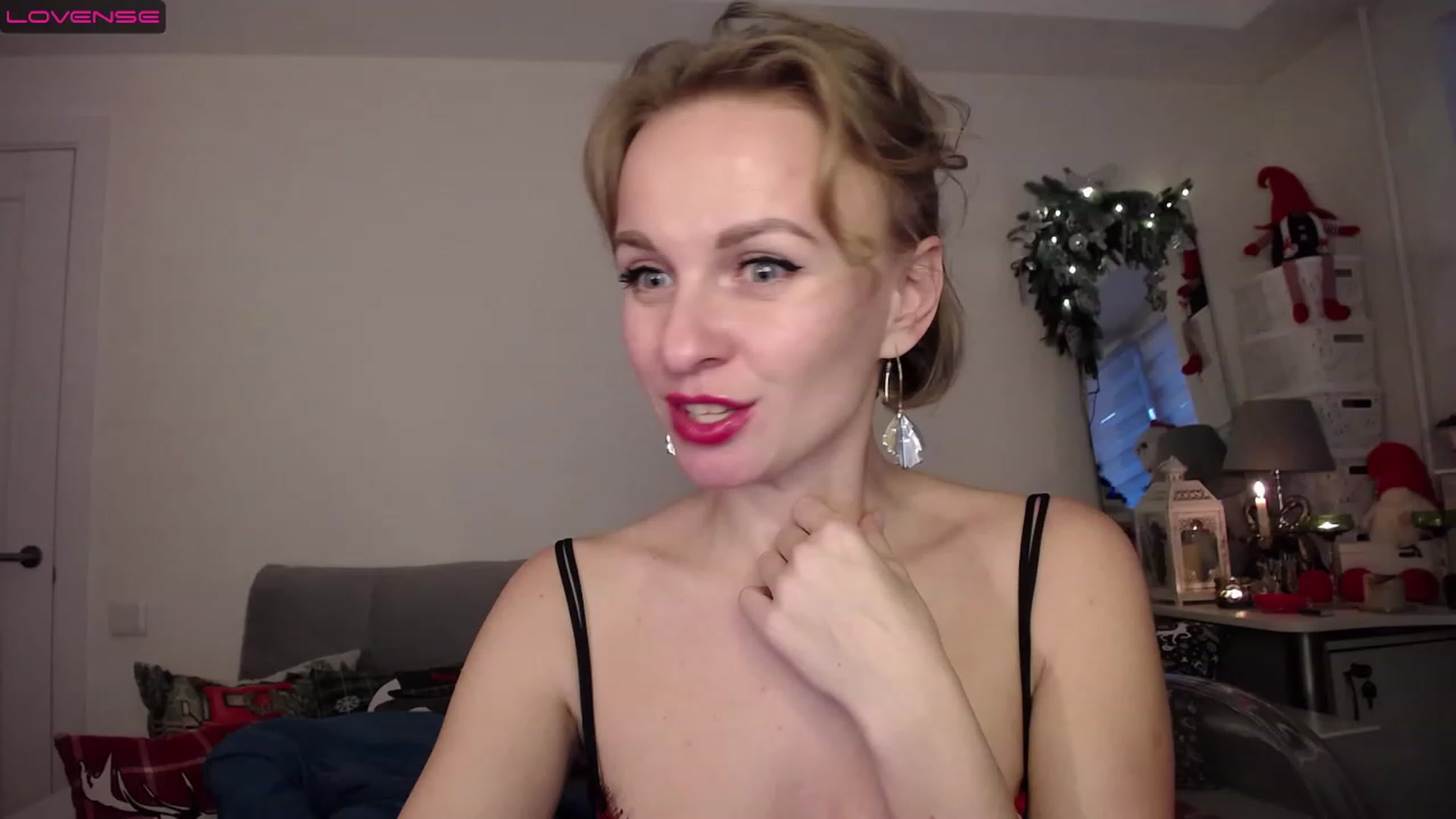 Gallery image thumbnail from MyPlayfullady's myfreecams stream on, 12/25/2022, 13:36 image 2 of 20