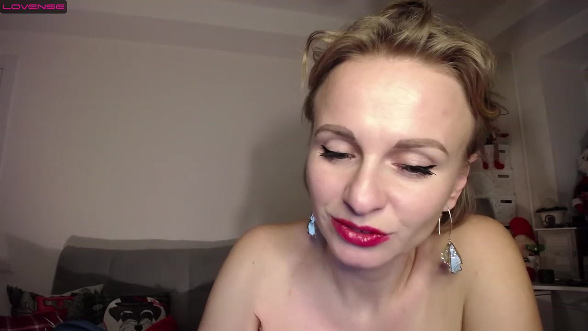 Gallery image thumbnail from MyPlayfullady's myfreecams stream on, 12/25/2022, 14:30 image 14 of 20