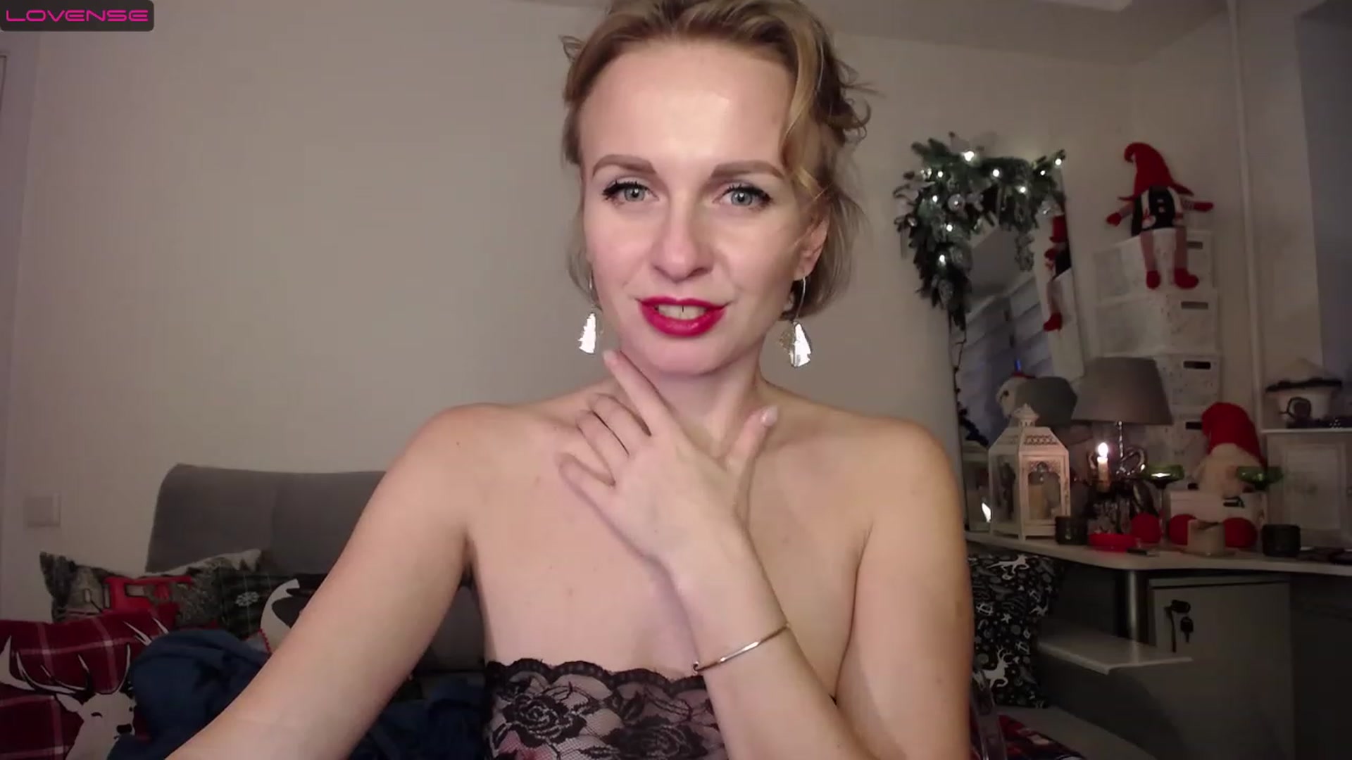 Gallery image thumbnail from MyPlayfullady's myfreecams stream on, 12/25/2022, 14:30 image 10 of 20