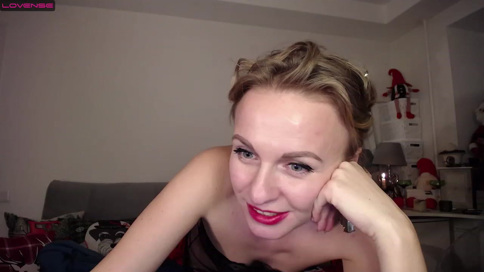 Gallery image thumbnail from MyPlayfullady's myfreecams stream on, 12/25/2022, 14:30 image 18 of 20