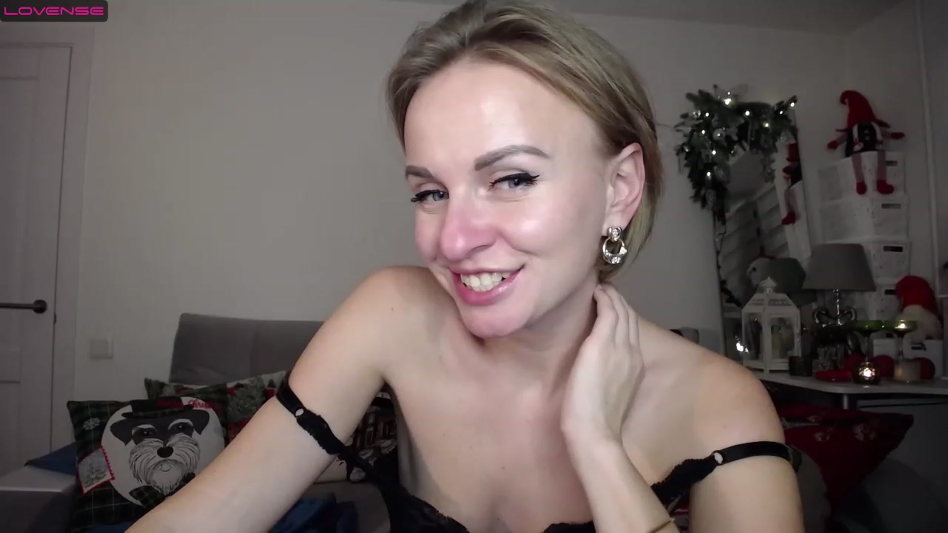 Gallery image thumbnail from MyPlayfullady's myfreecams stream on, 12/26/2022, 18:43 image 9 of 20
