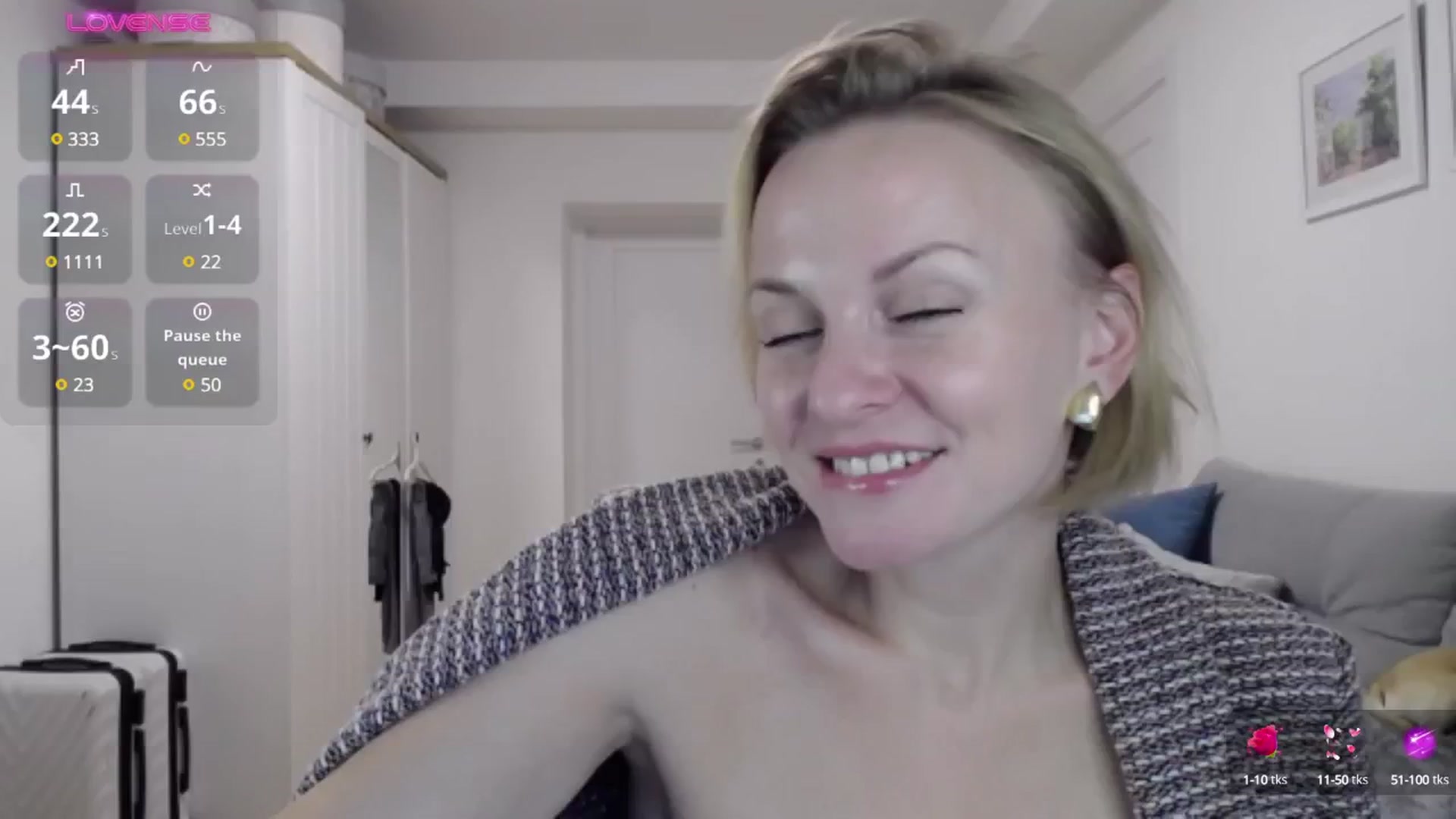 Gallery image thumbnail from MyPlayfullady's myfreecams stream on, 11/15/2024, 20:19 image 14 of 20