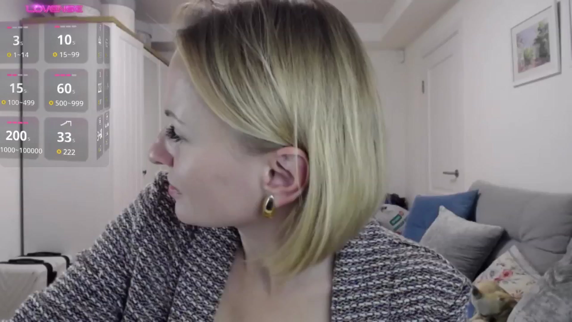 Gallery image thumbnail from MyPlayfullady's myfreecams stream on, 11/15/2024, 20:19 image 9 of 20