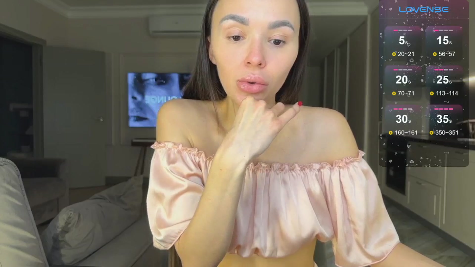 Gallery image thumbnail from MySexyQueen23's myfreecams stream on, 03/29/2026, 15:53 image 12 of 20