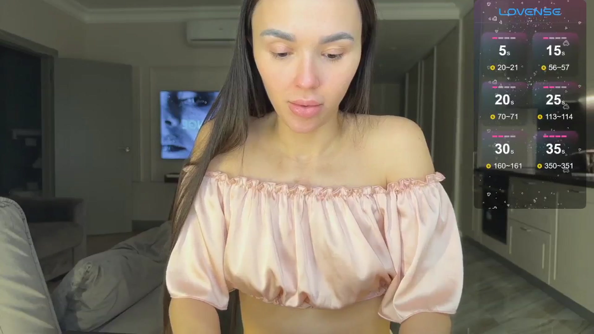 Gallery image thumbnail from MySexyQueen23's myfreecams stream on, 03/29/2026, 15:53 image 14 of 20