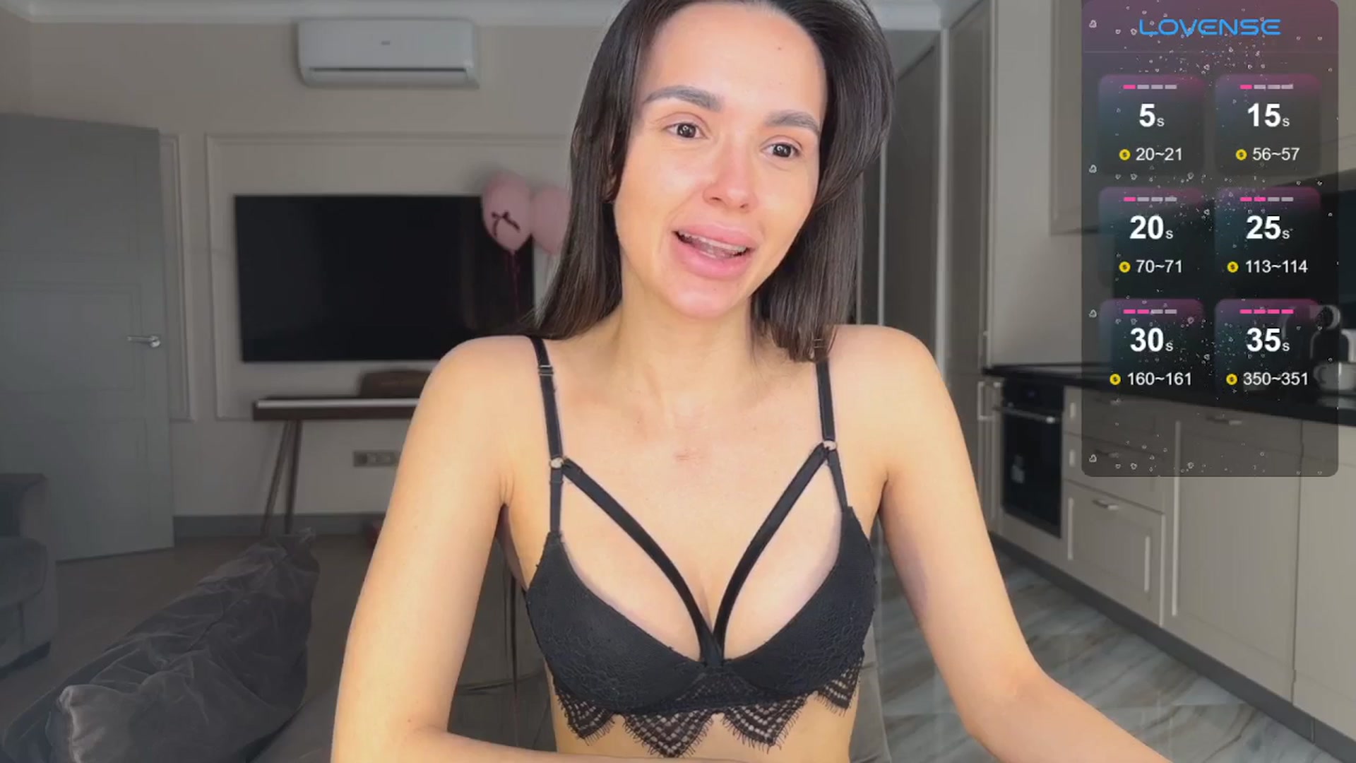 Gallery image thumbnail from MySexyQueen23's myfreecams stream on, 04/14/2026, 07:04 image 17 of 20