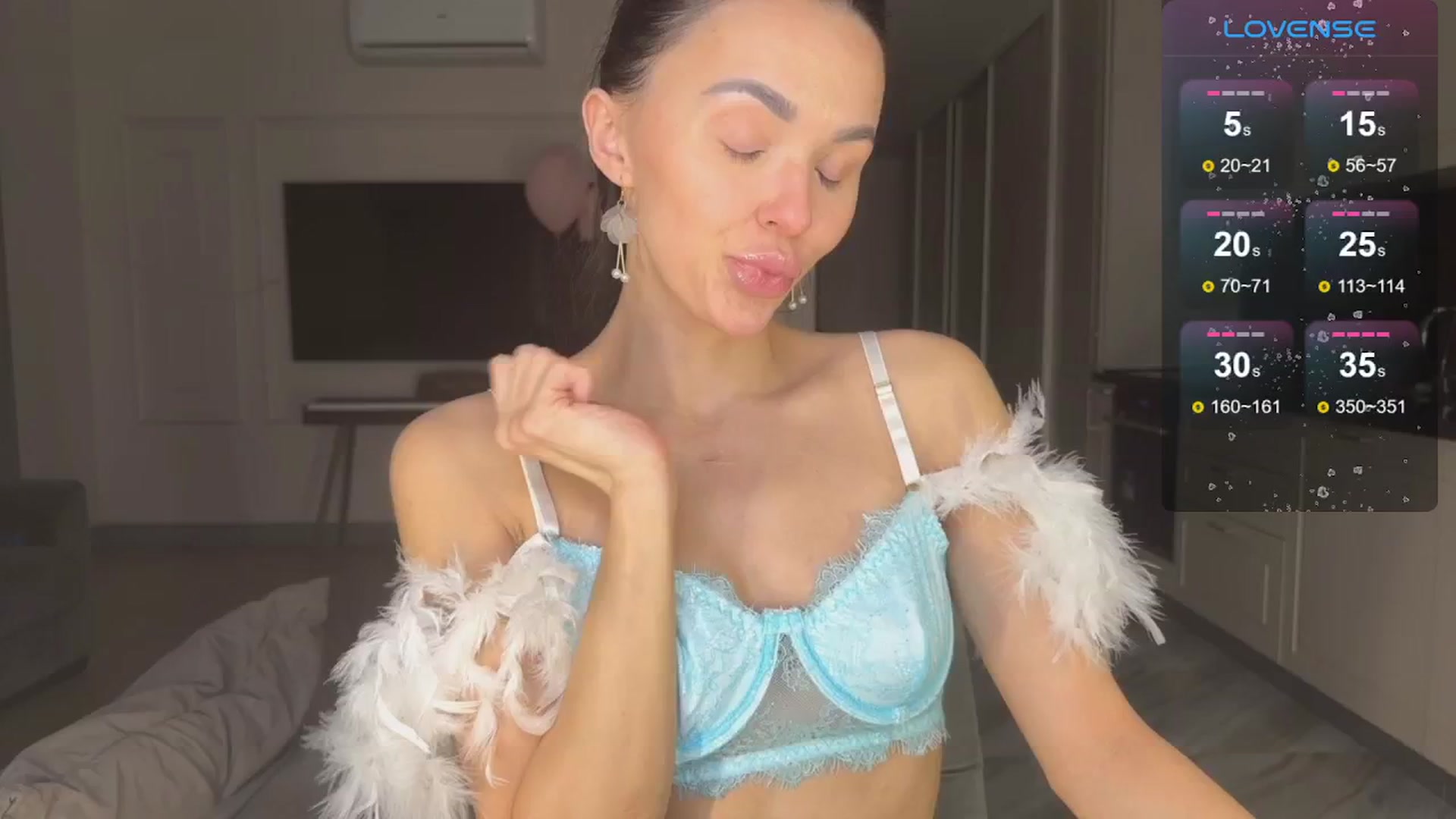 Gallery image thumbnail from MySexyQueen23's myfreecams stream on, 04/19/2026, 07:44 image 5 of 20