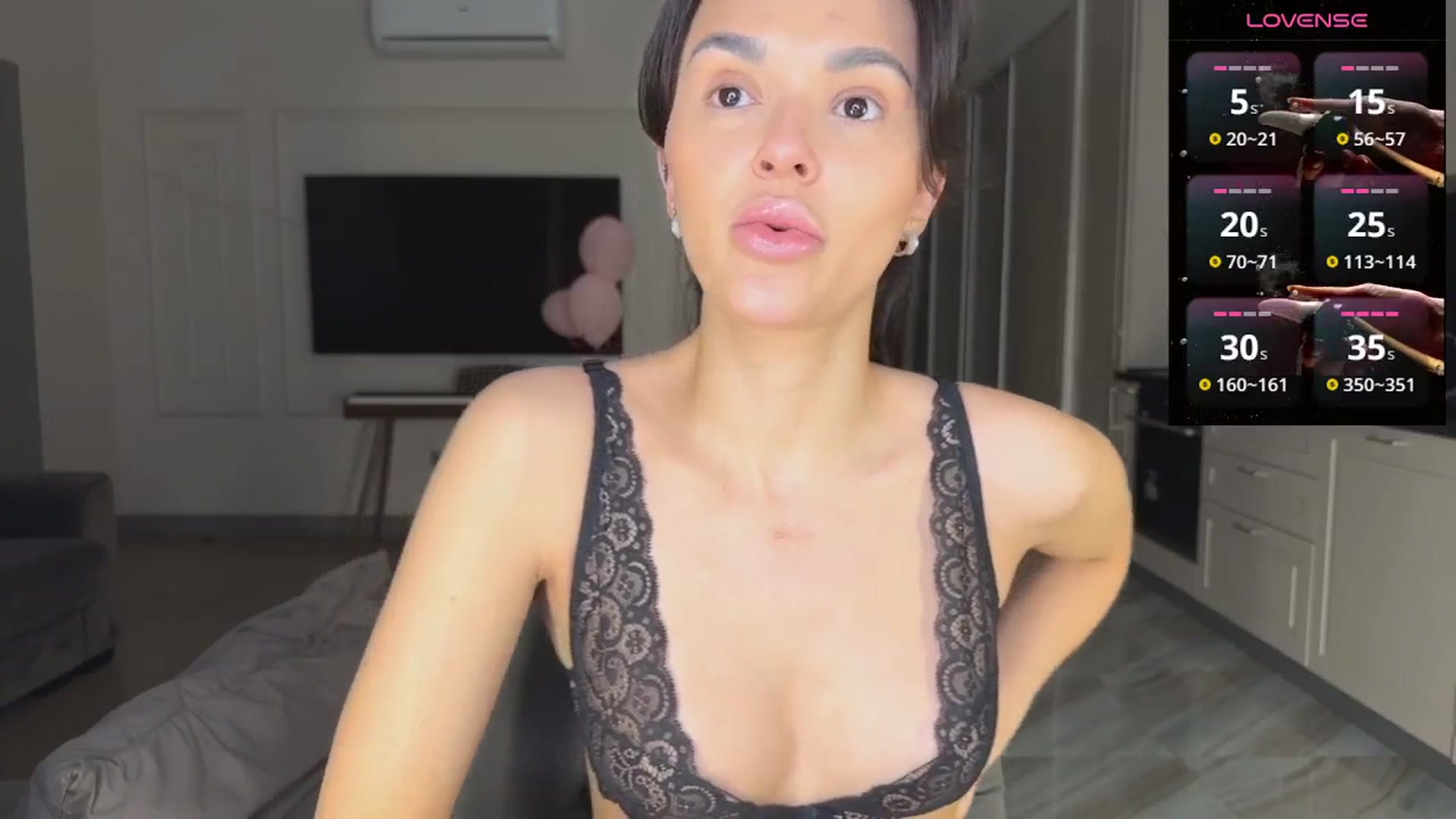 Gallery image thumbnail from MySexyQueen23's myfreecams stream on, 04/27/2026, 04:43 image 3 of 20
