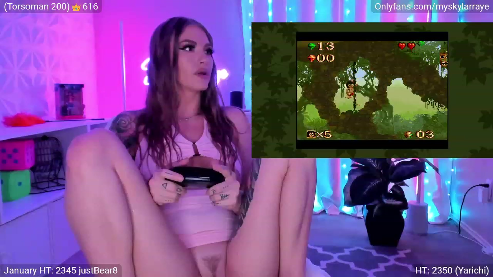 Gallery image thumbnail from MySkylarRaye's myfreecams stream on, 01/12/2023, 07:18 image 13 of 20