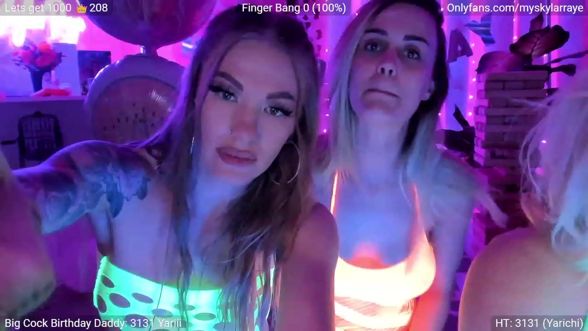 Gallery image thumbnail from MySkylarRaye's myfreecams stream on, 03/01/2023, 10:28 image 12 of 20